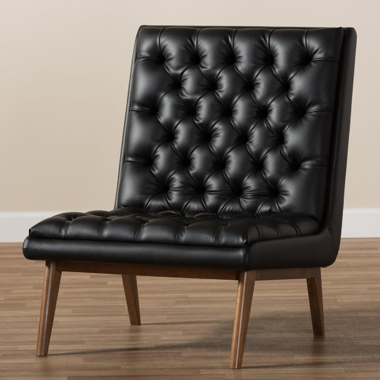 Modern European furniture - Black Leather Inspired Lounge Chair - www.oroa.com