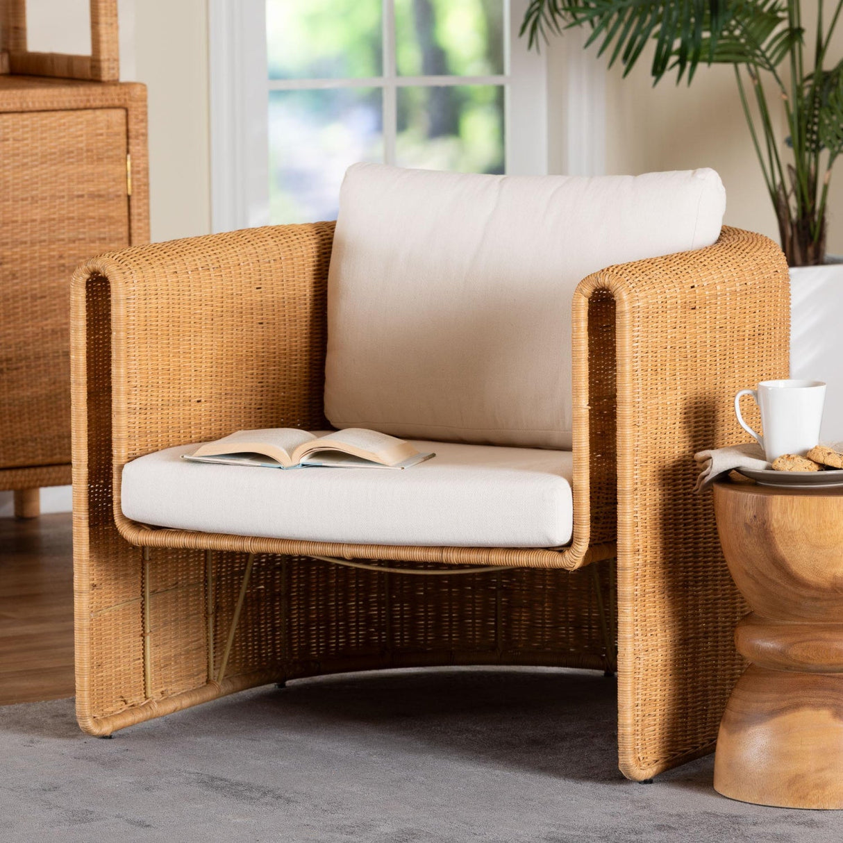 Modern European furniture - U Shaped Rattan Lounge Armchair - www.oroa.com