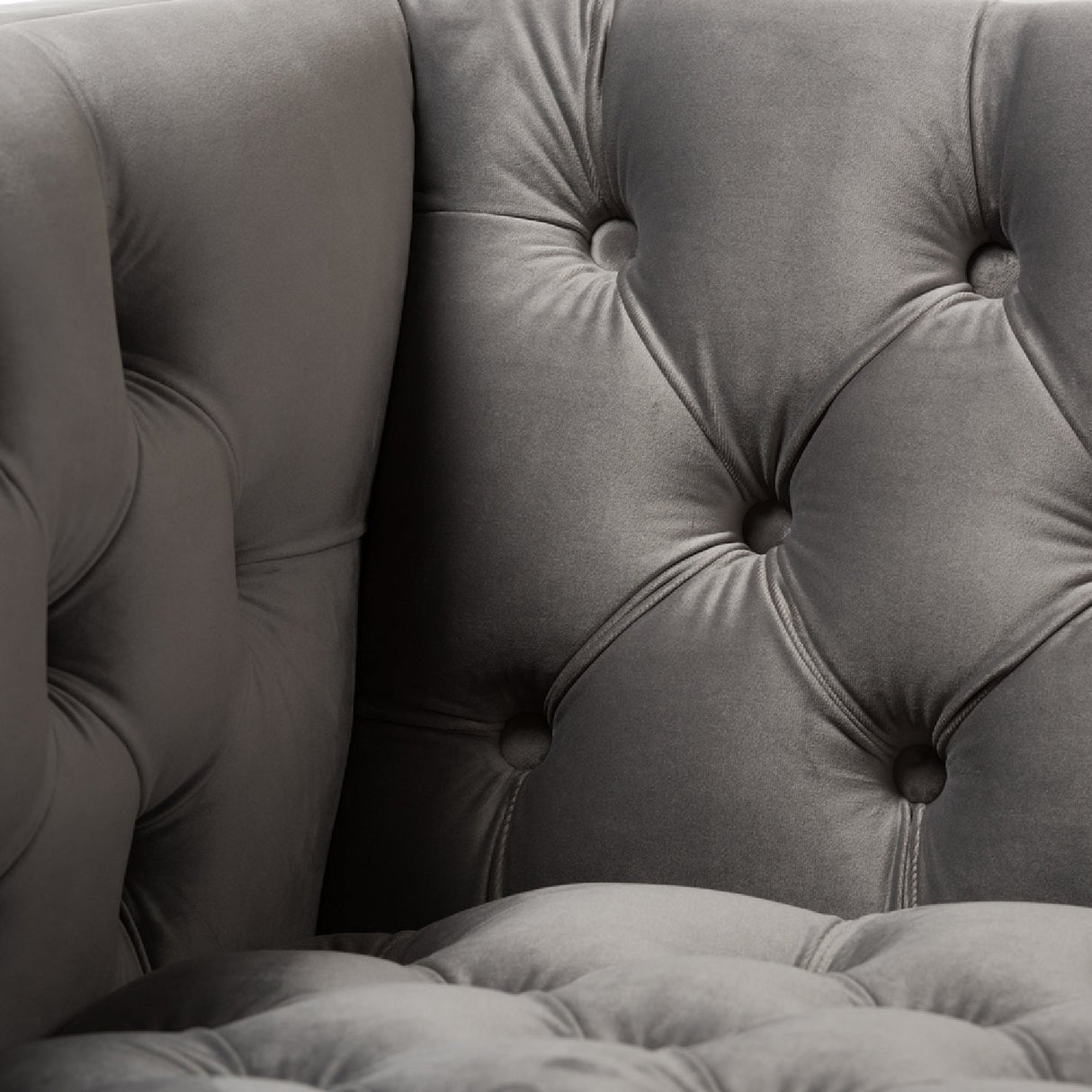 Modern European furniture - Button Tufted Velvet Lounge Chair - www.oroa.com