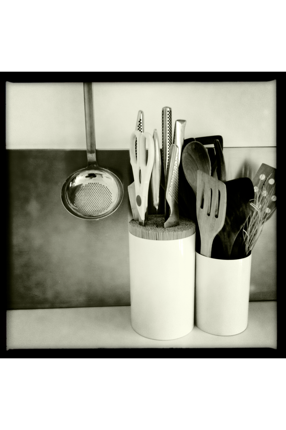 Cylinder Utensils Holder Set | Wireworks Knife & Spoon | Oroa.com