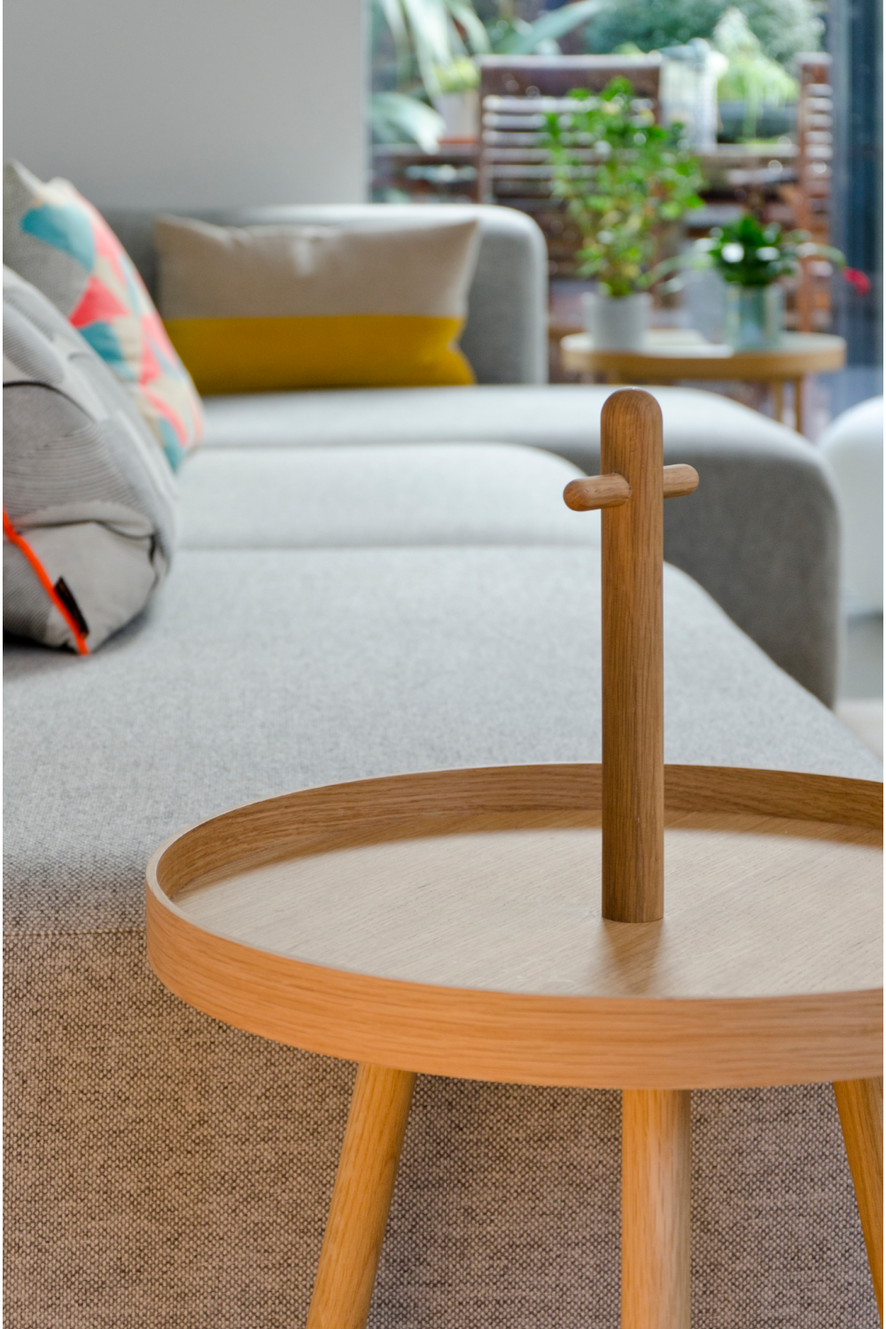 Wooden Portable End Table | Wireworks Pick Me Up | Oroa.com
