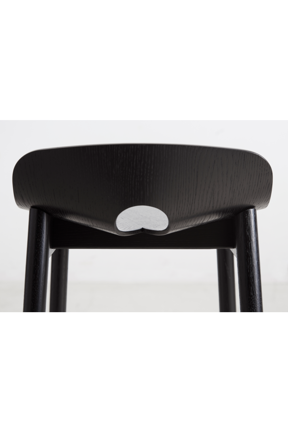 Classic Oak Bar Stool | WOUD Mono | OROA.com