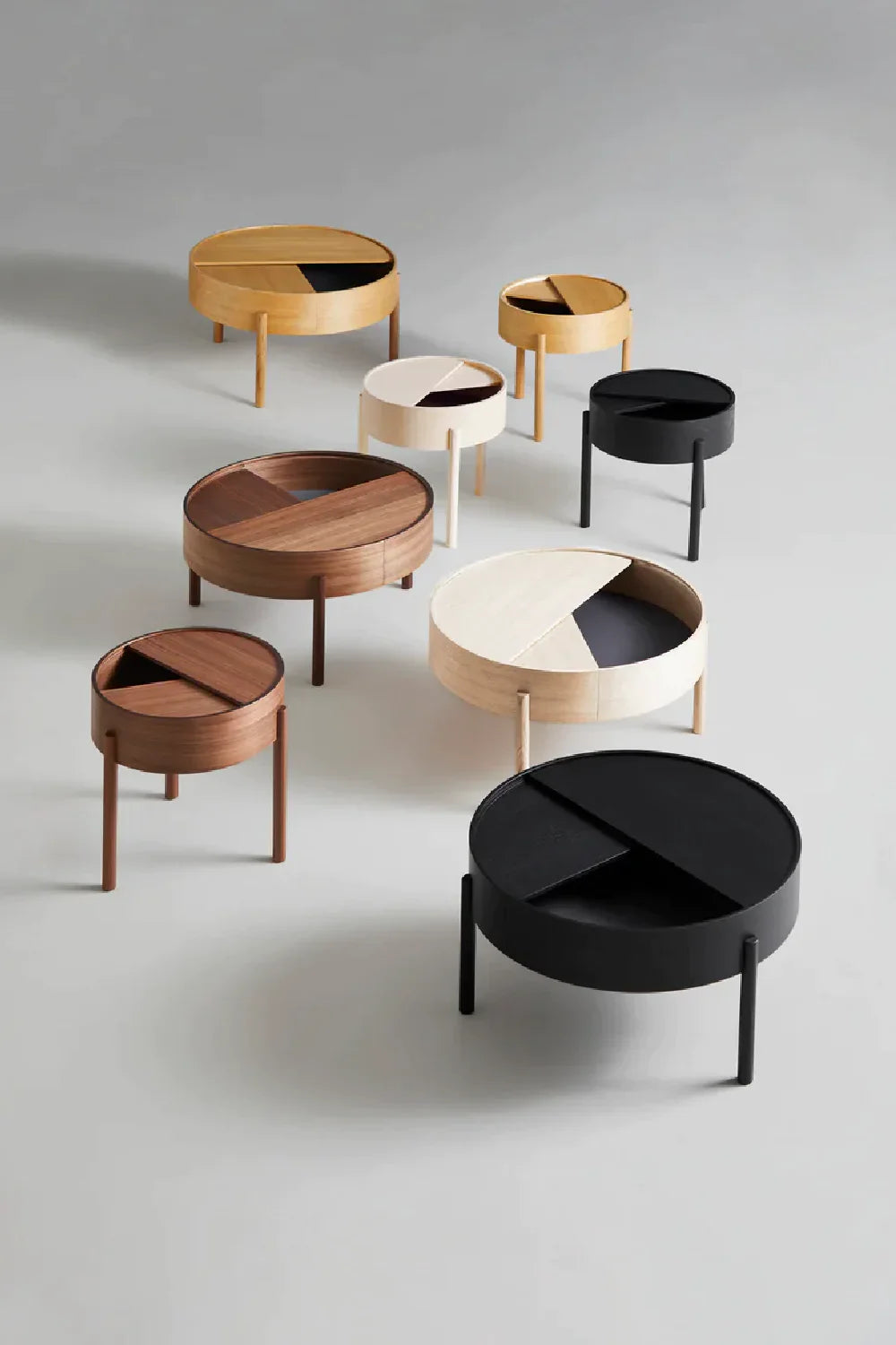Contemporary Round Side Table | WOUD Arc | OROA.com