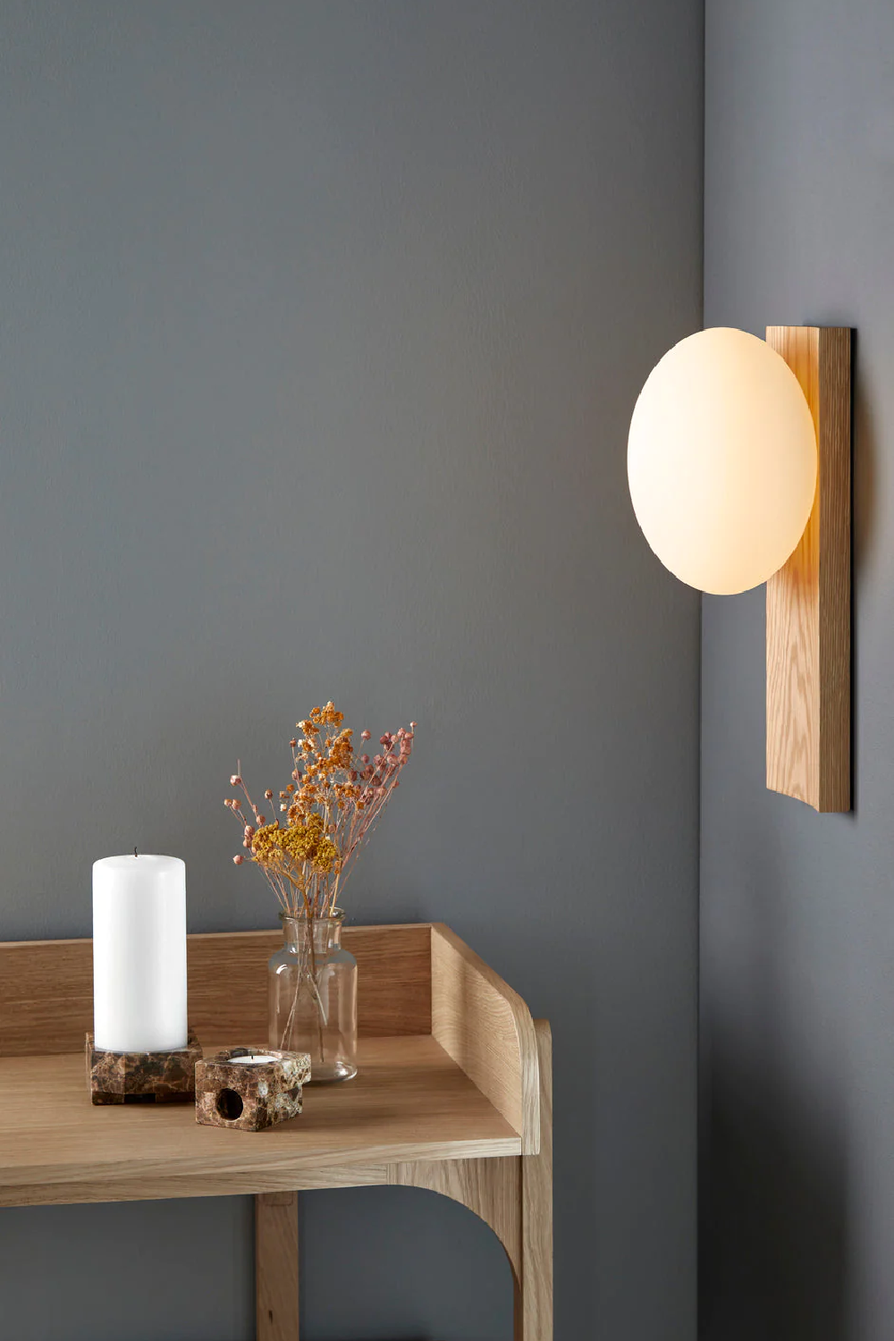 Contemporary Ovoid Table/Wall Lamp | WOUD Dew | OROA.com