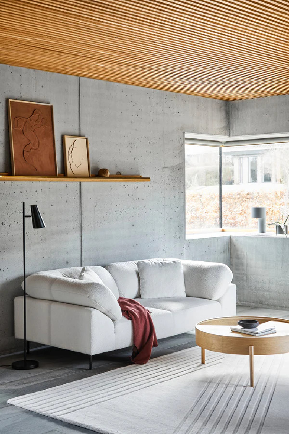 Conical Minimalist Floor Lamp | Oroa.com