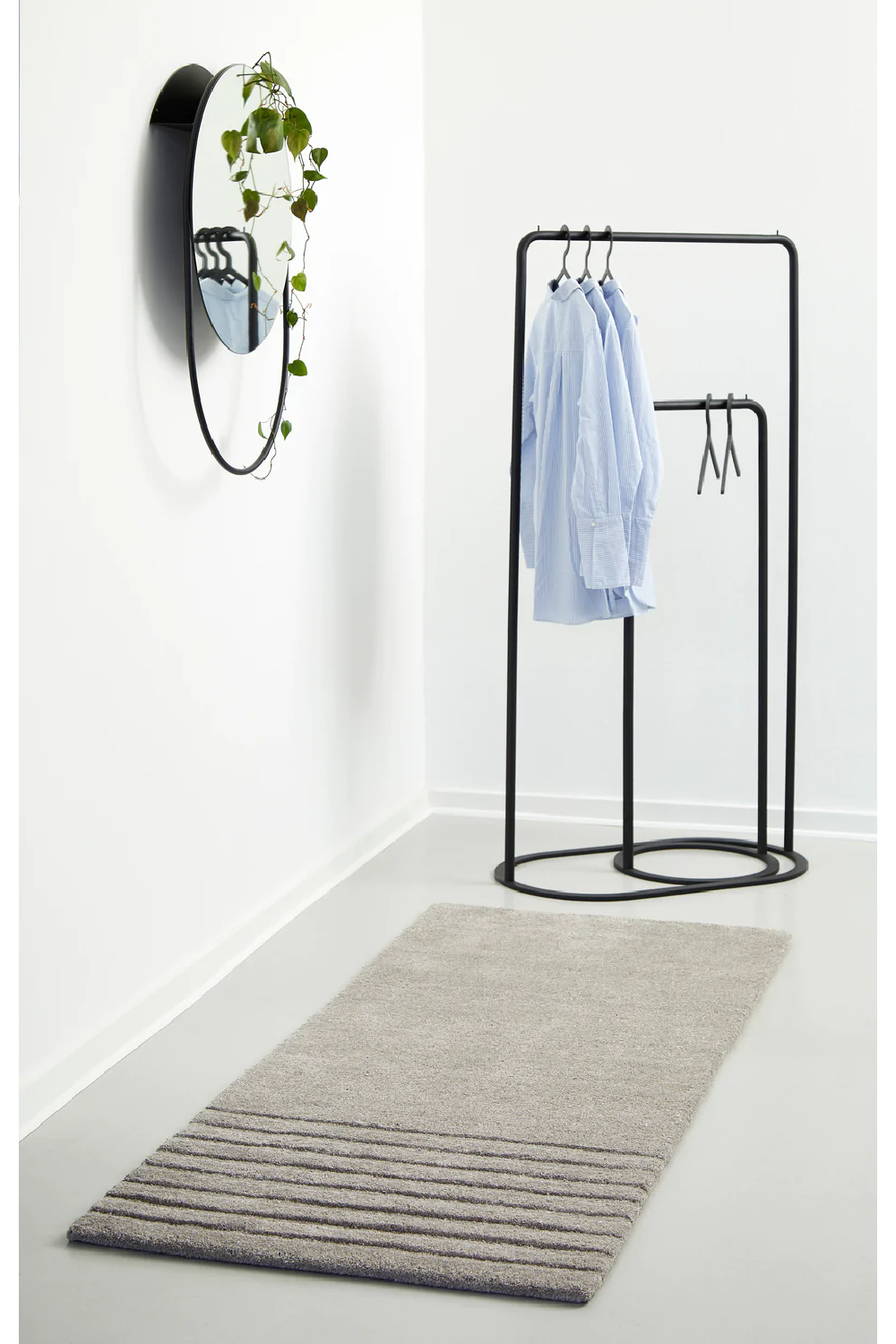 Gray Wool Area Rug | WOUD Kyoto | OROA.com