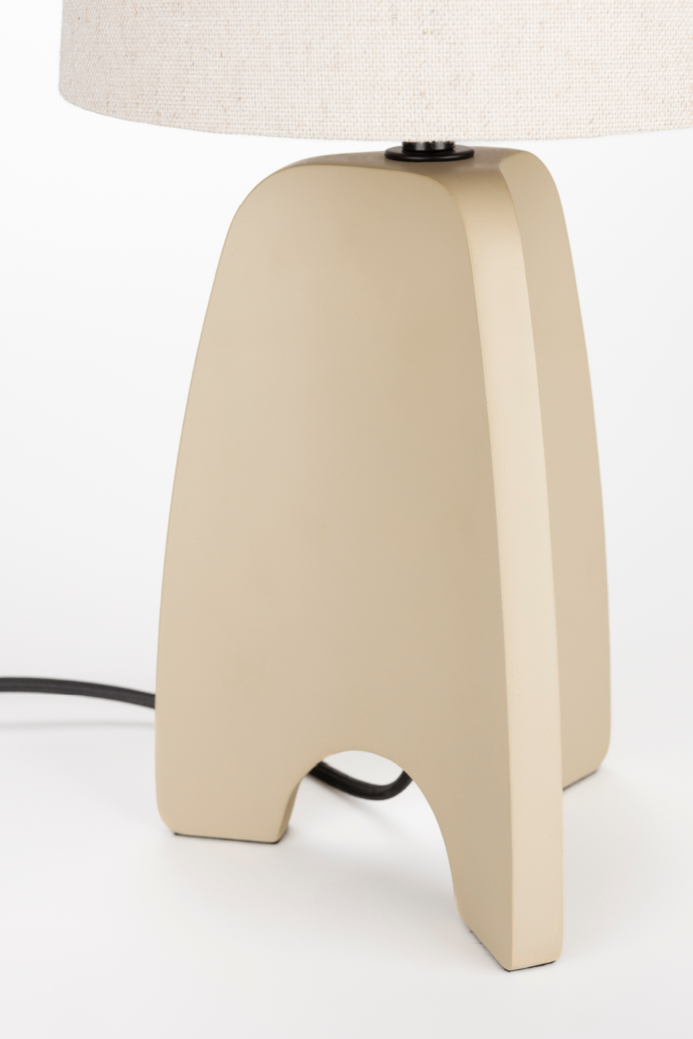 Beige Concrete Table Lamp | Zuiver Saba | OROA.com