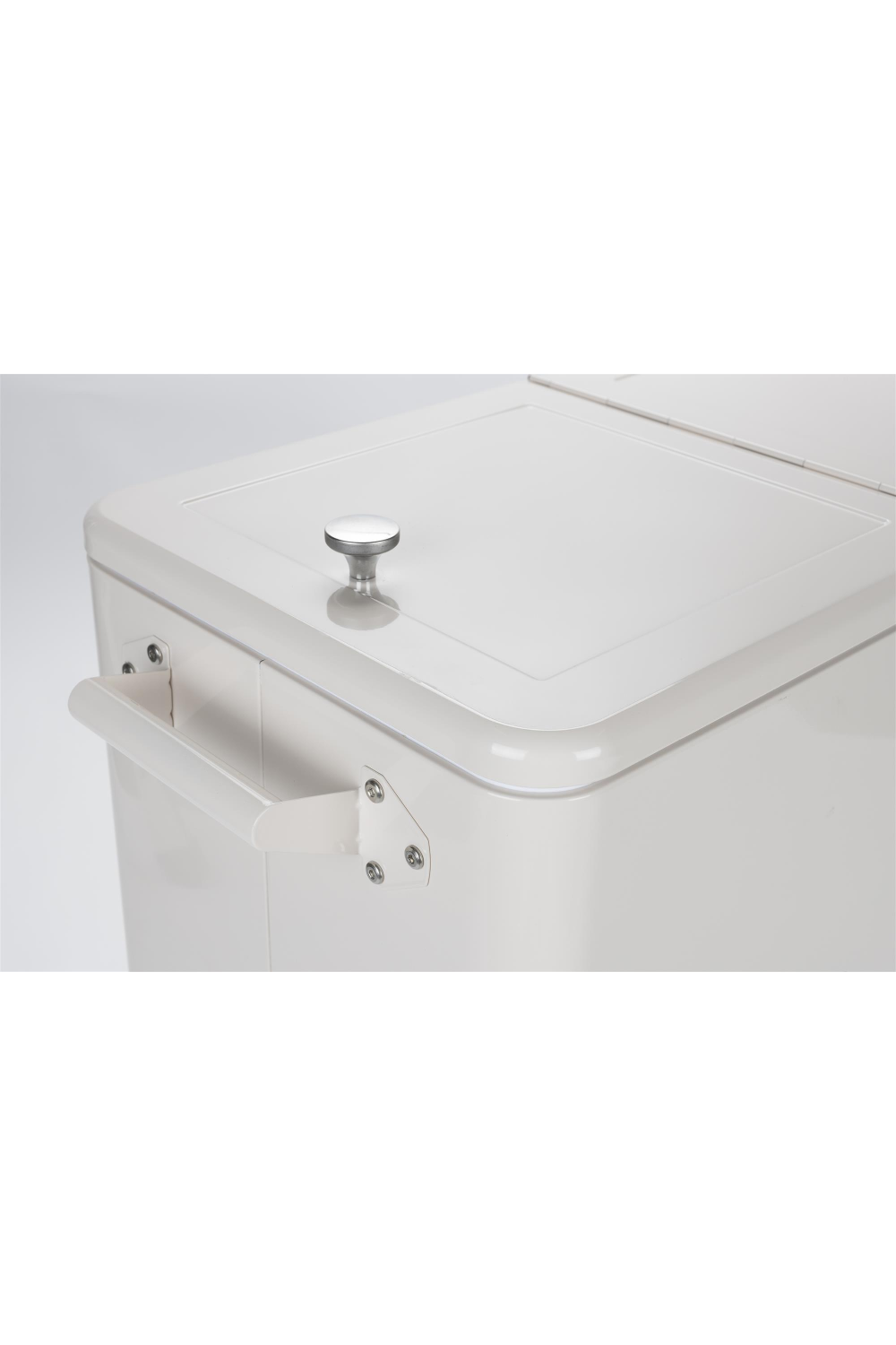 Wheeled Steel Cooler | Oroa.com