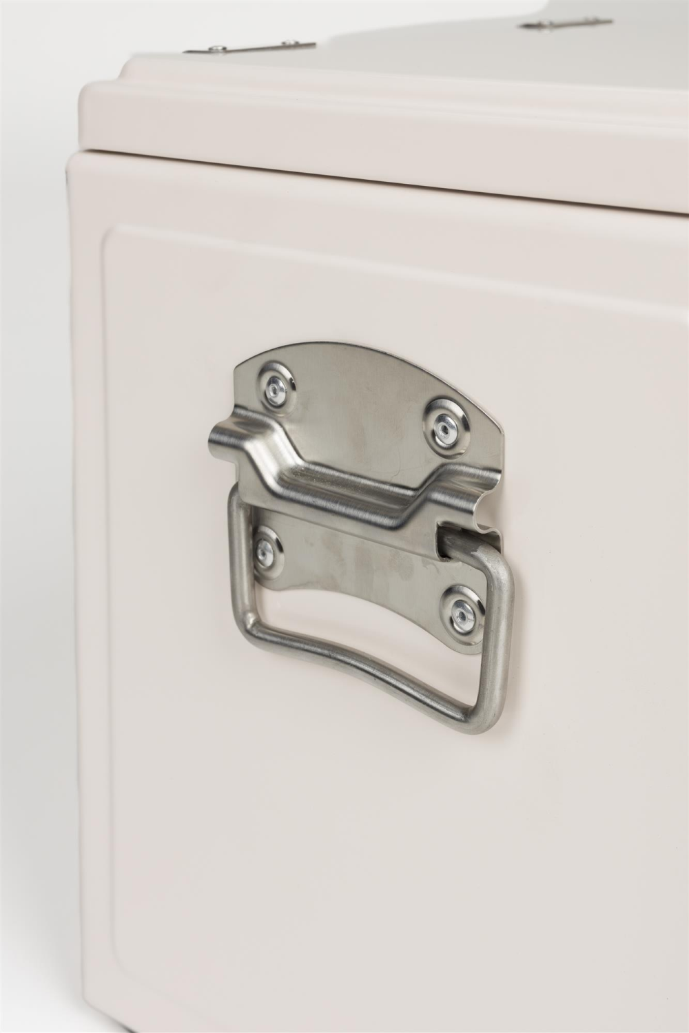 Insulated Cooler with Bottle Opener | Oroa.com