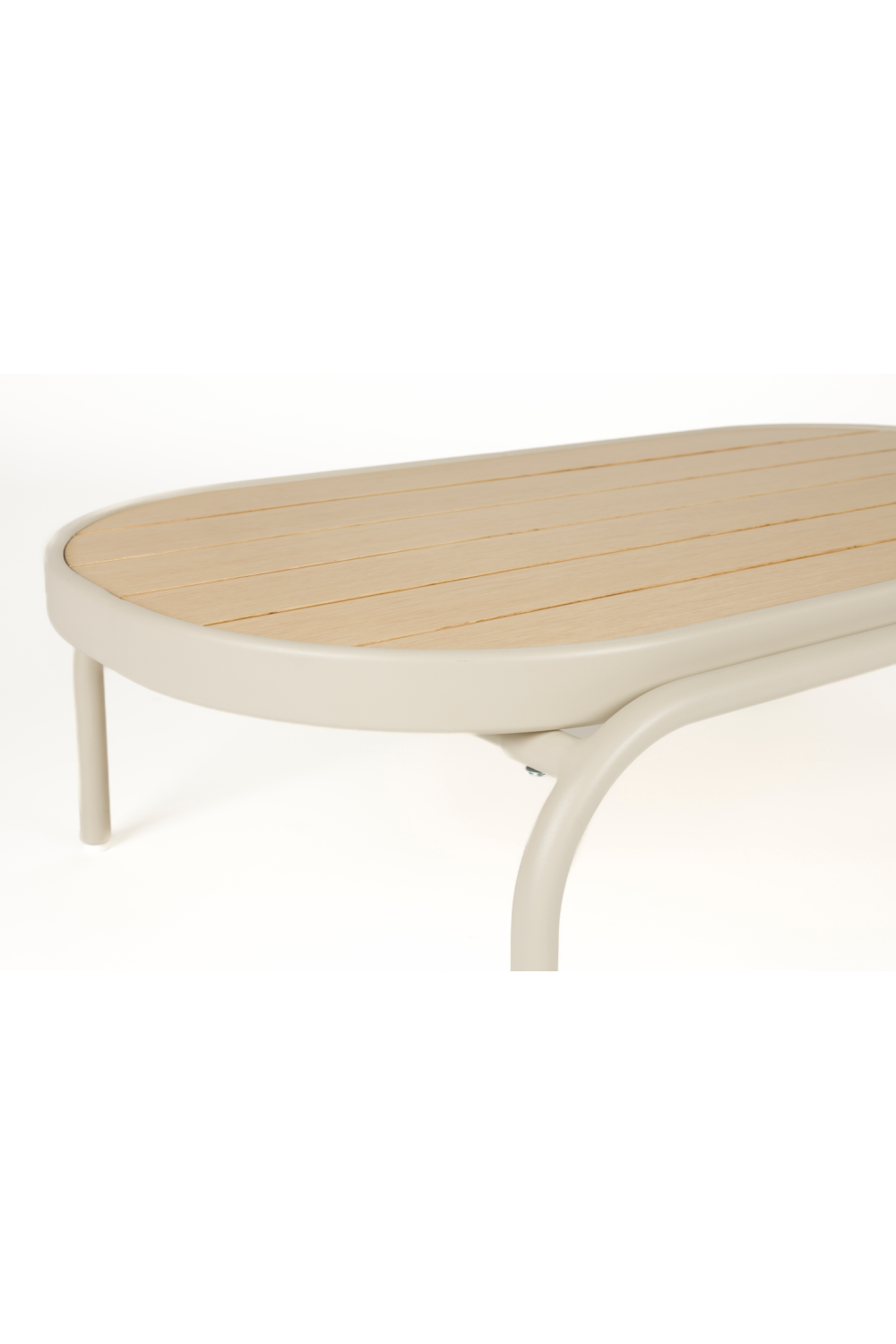 Beige Aluminum Coffee Table | Zuiver Vista | OROA.com