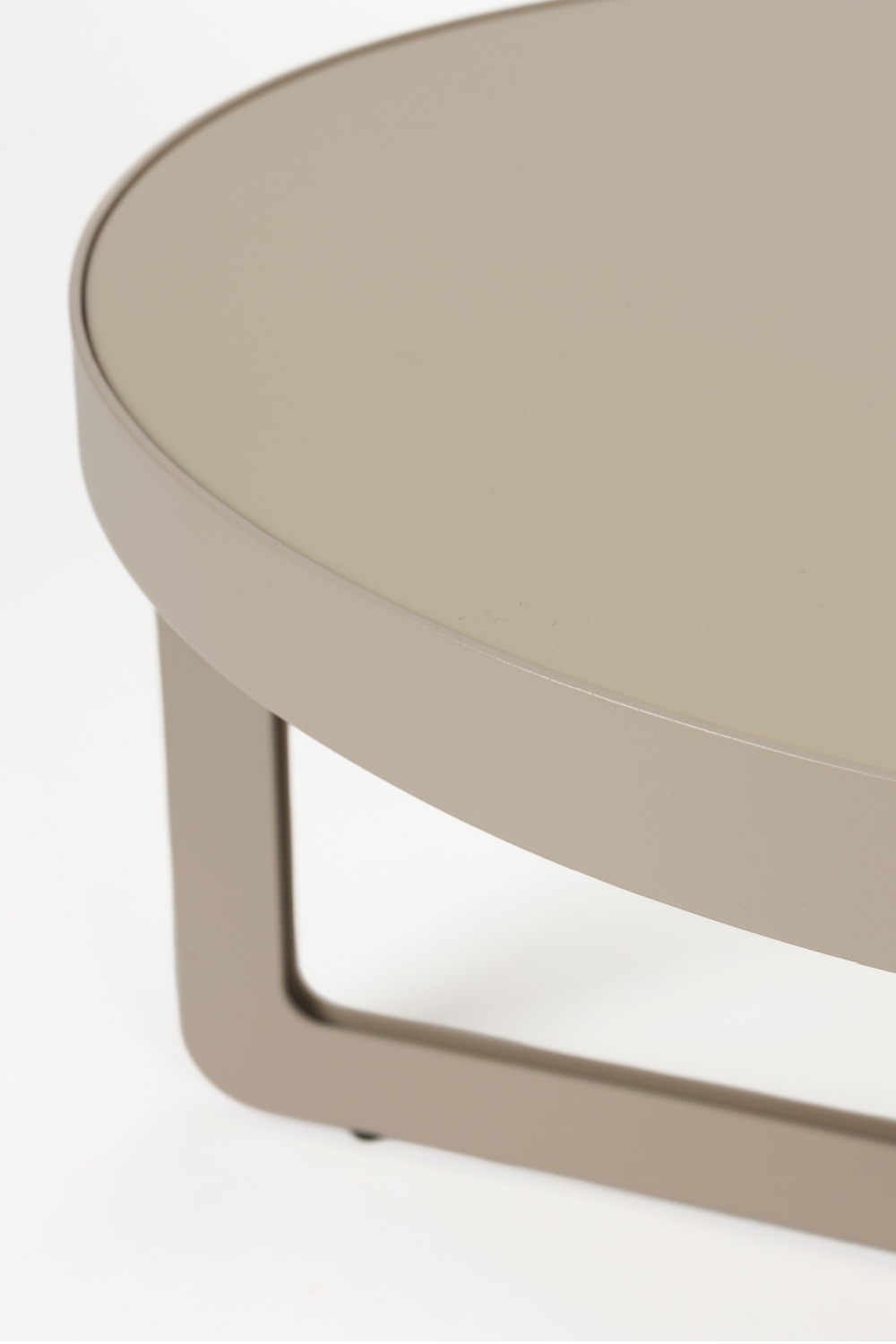 Crossed-Base Oval Coffee Table | Zuiver Centre | OROA.com