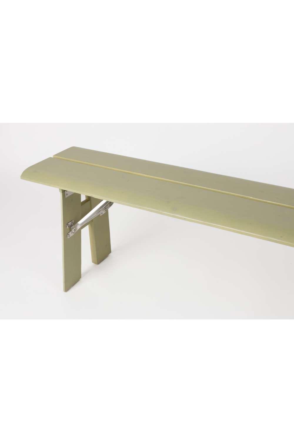 Foldable Outdoor Bench | Zuiver Avenue | OROA.com