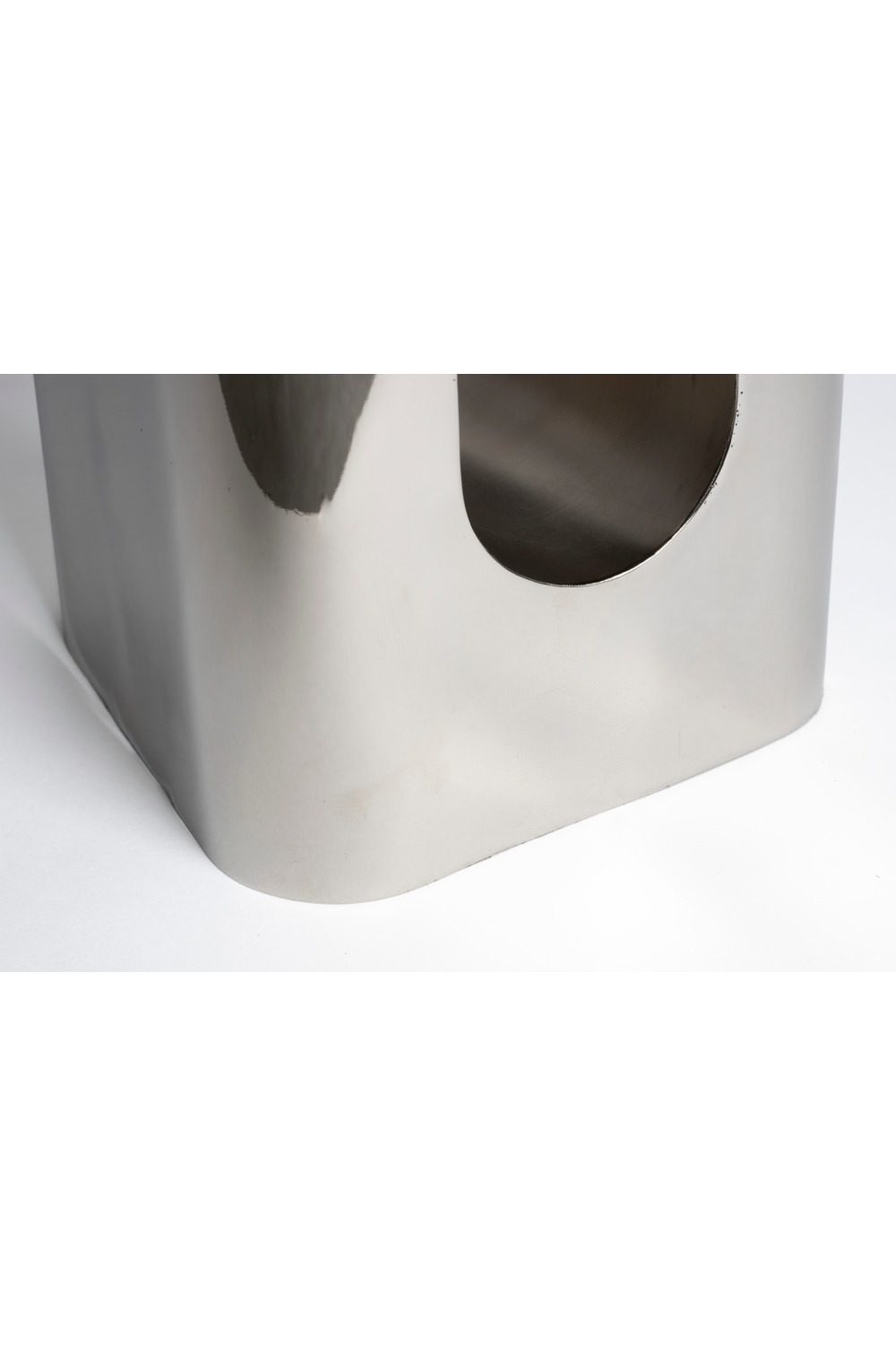 Cut-Out Painted Iron Stool | Zuiver Creek | Oroa.com