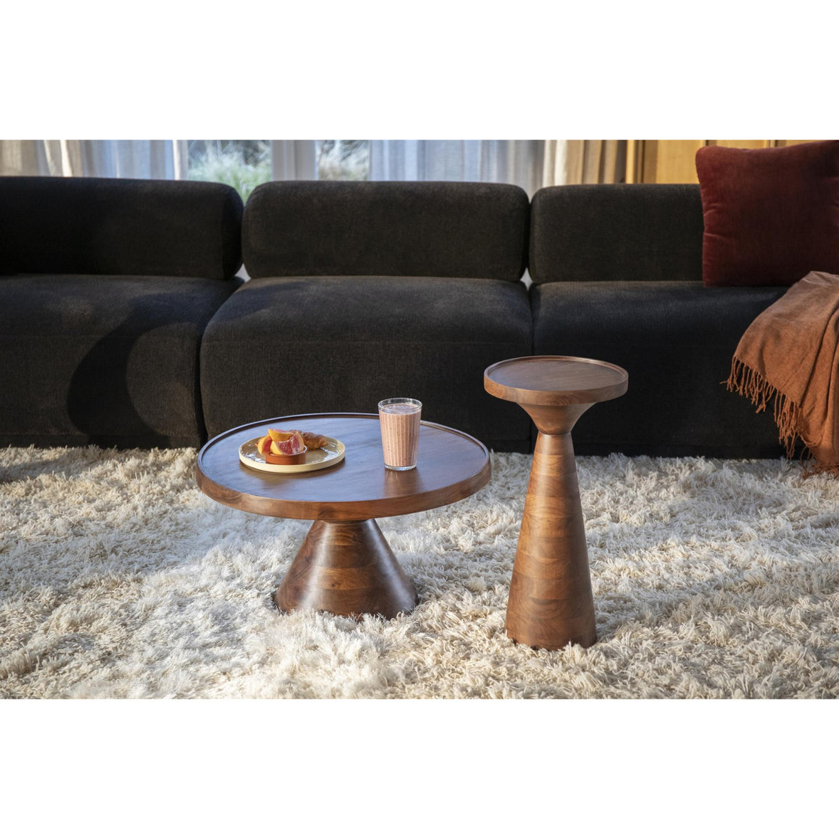 Walnut Round Side Table | Oroa.com