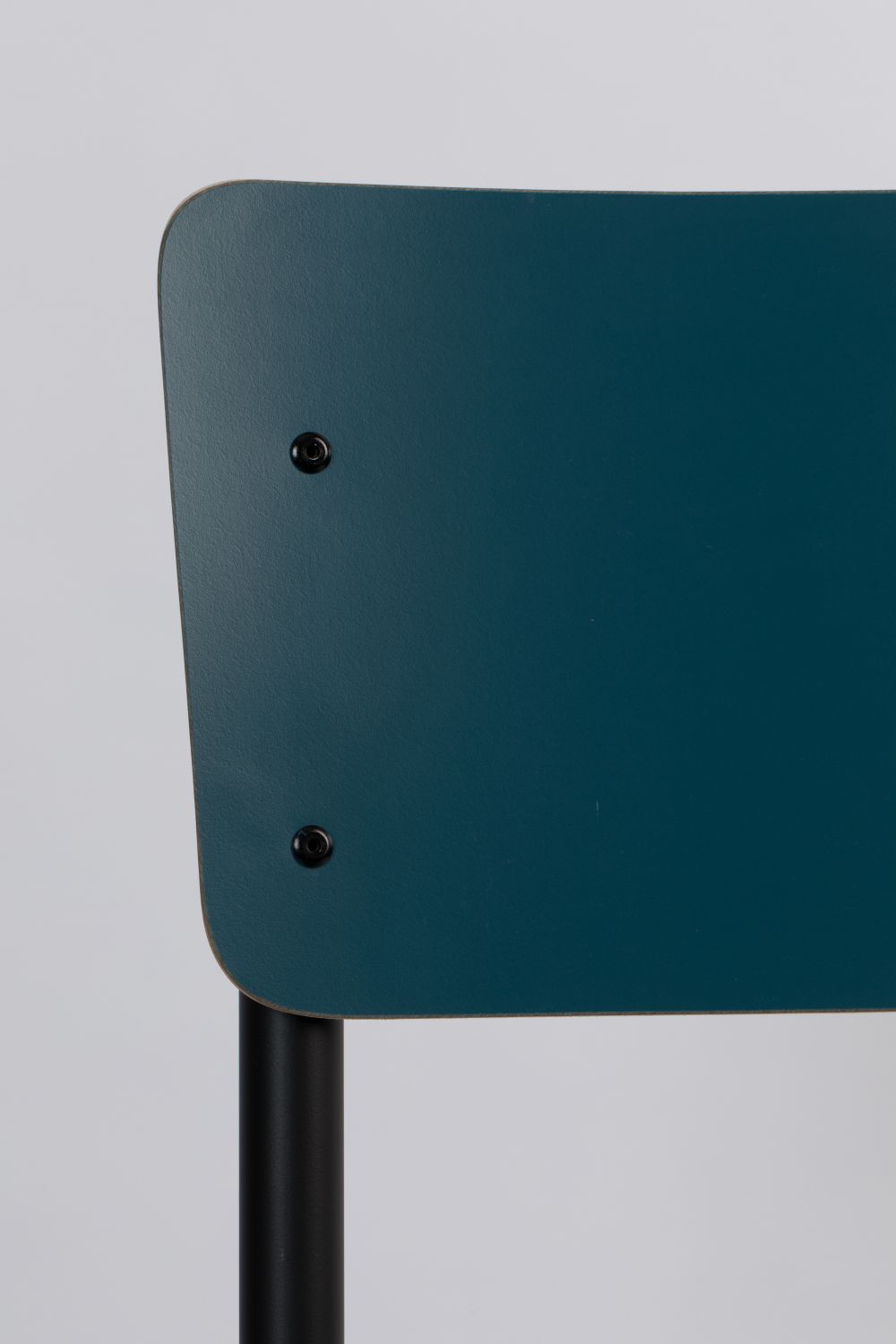 Steel-Framed Stackable Chairs (4) | Zuiver Back To School | Oroa.com