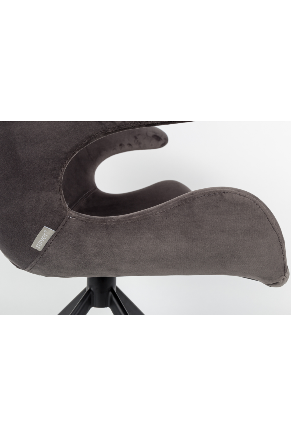 Bucket Seat Velvet Dining Armchairs (2) | Zuiver Mia | Oroa.com