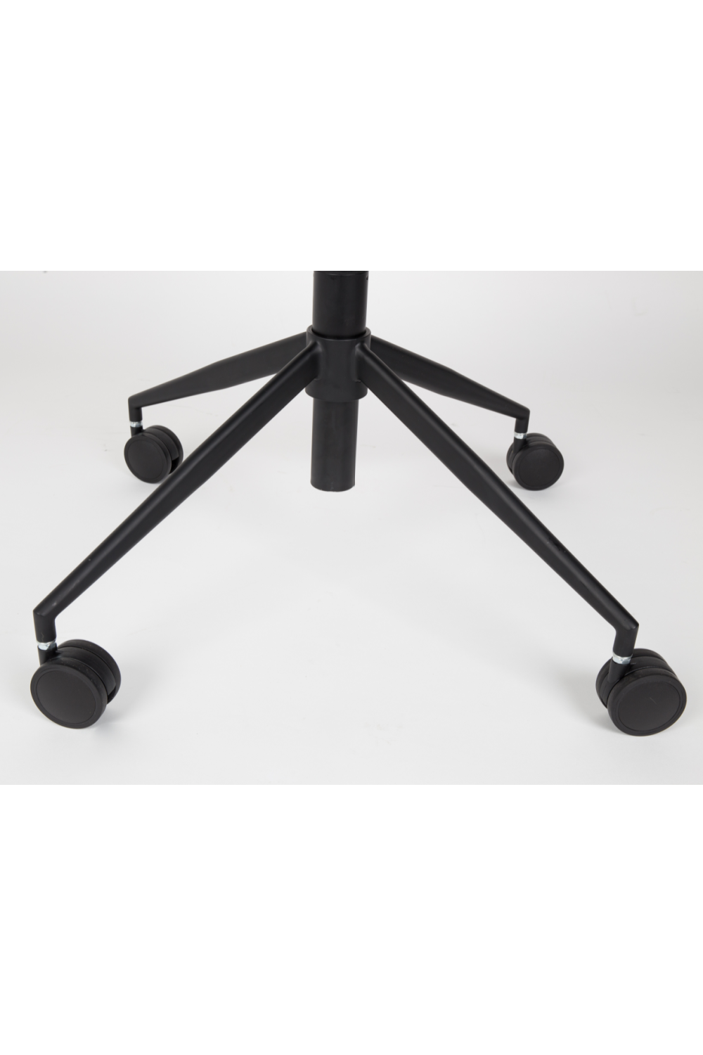 Vintage Brown Leather Office Chair | Zuiver Doulton | OROA.com