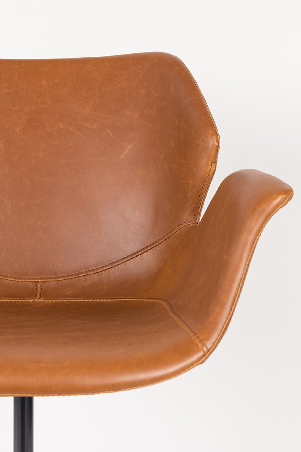 Leather Swivel Office Chair | Zuiver Nikki | Oroa.com