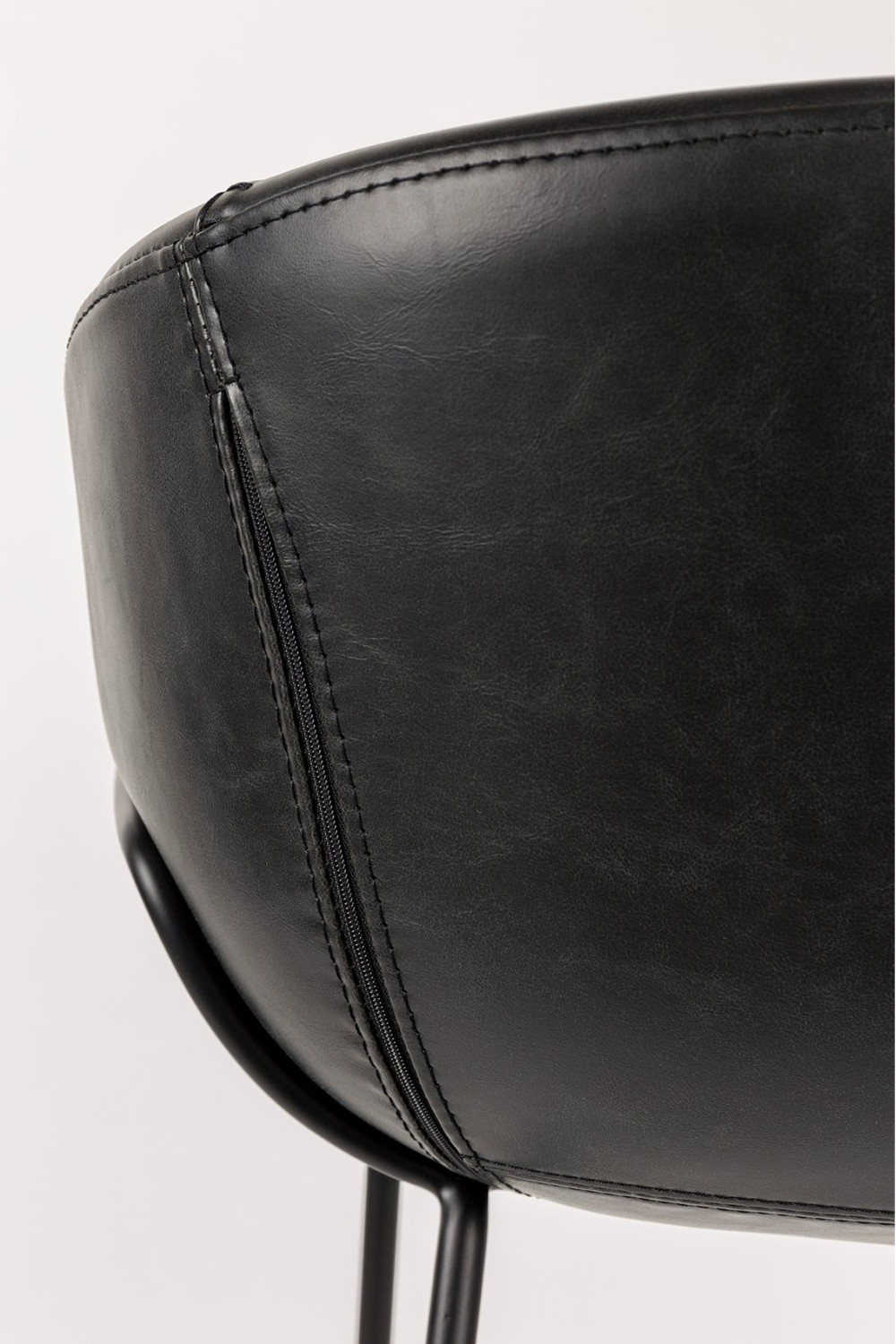 Baseball-Stitched Leather Counter Stools (2) | Zuiver Feston | Oroa.com
