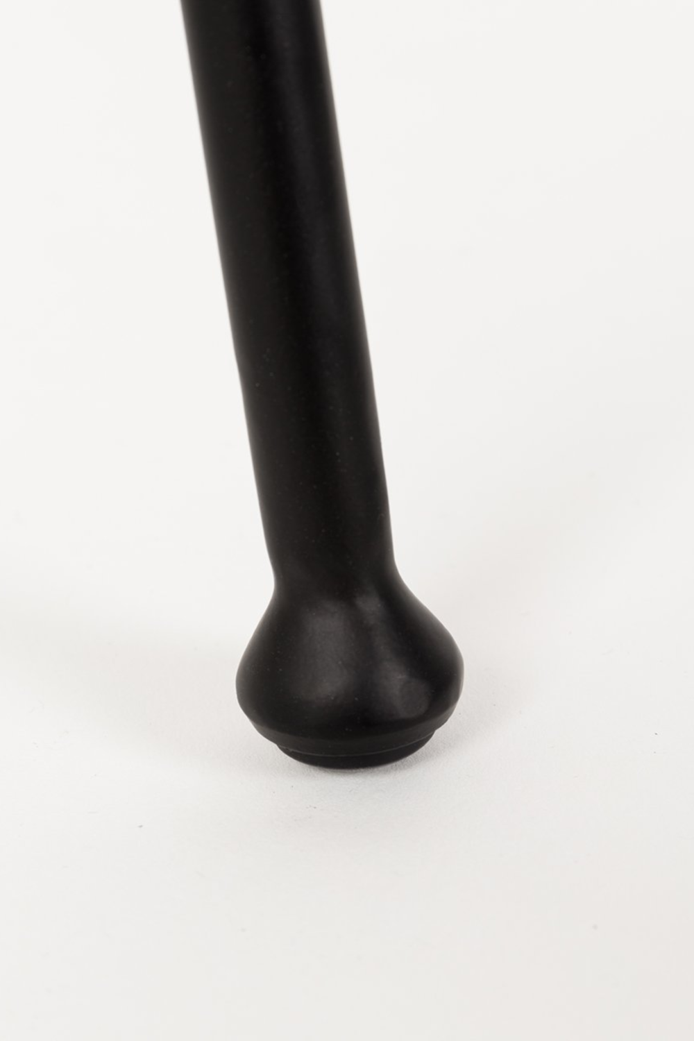 Baseball-Stitched Leather Counter Stools (2) | Zuiver Feston | Oroa.com