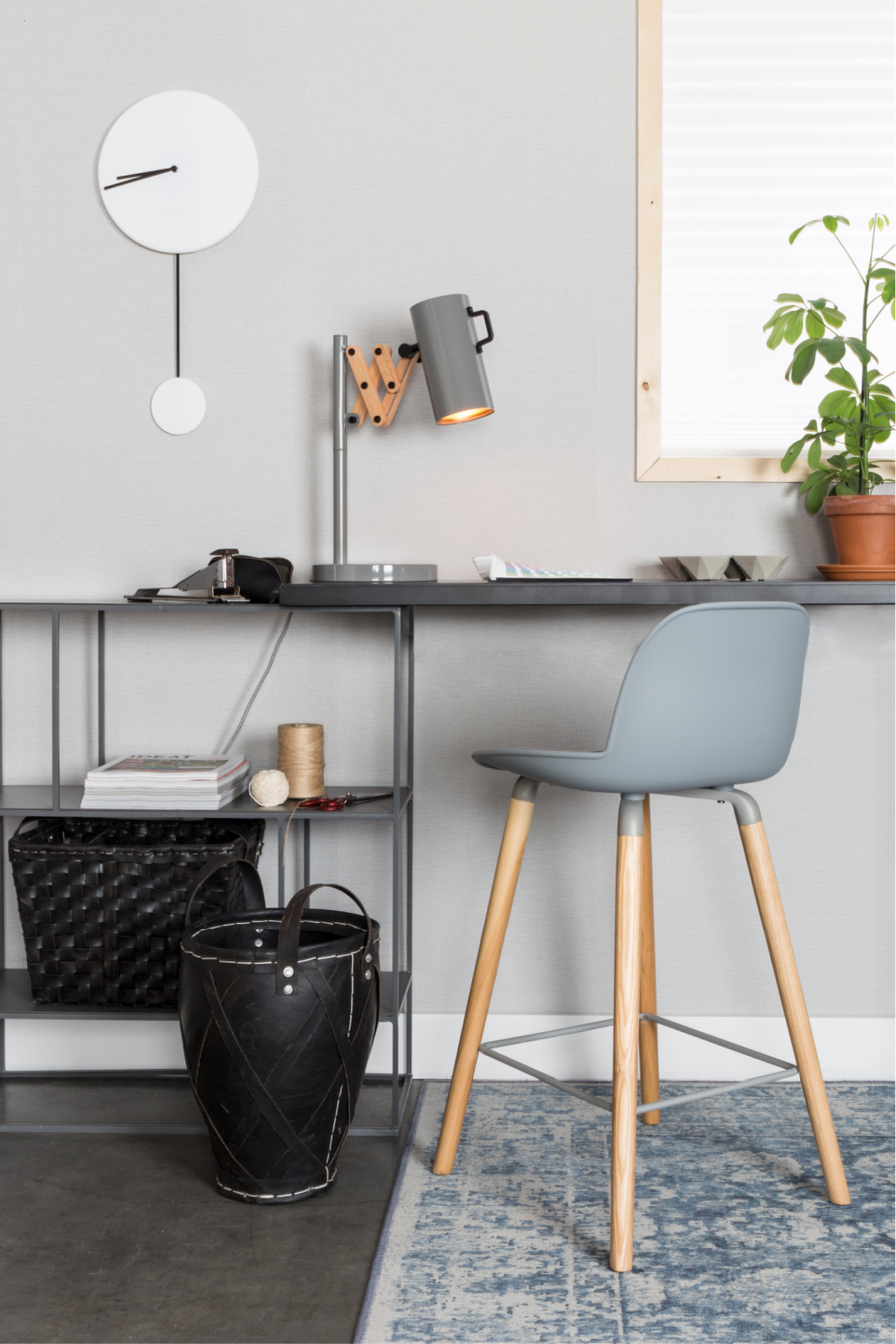 Molded Counter Stools (2) | Zuiver Albert Kuip | OROA.com