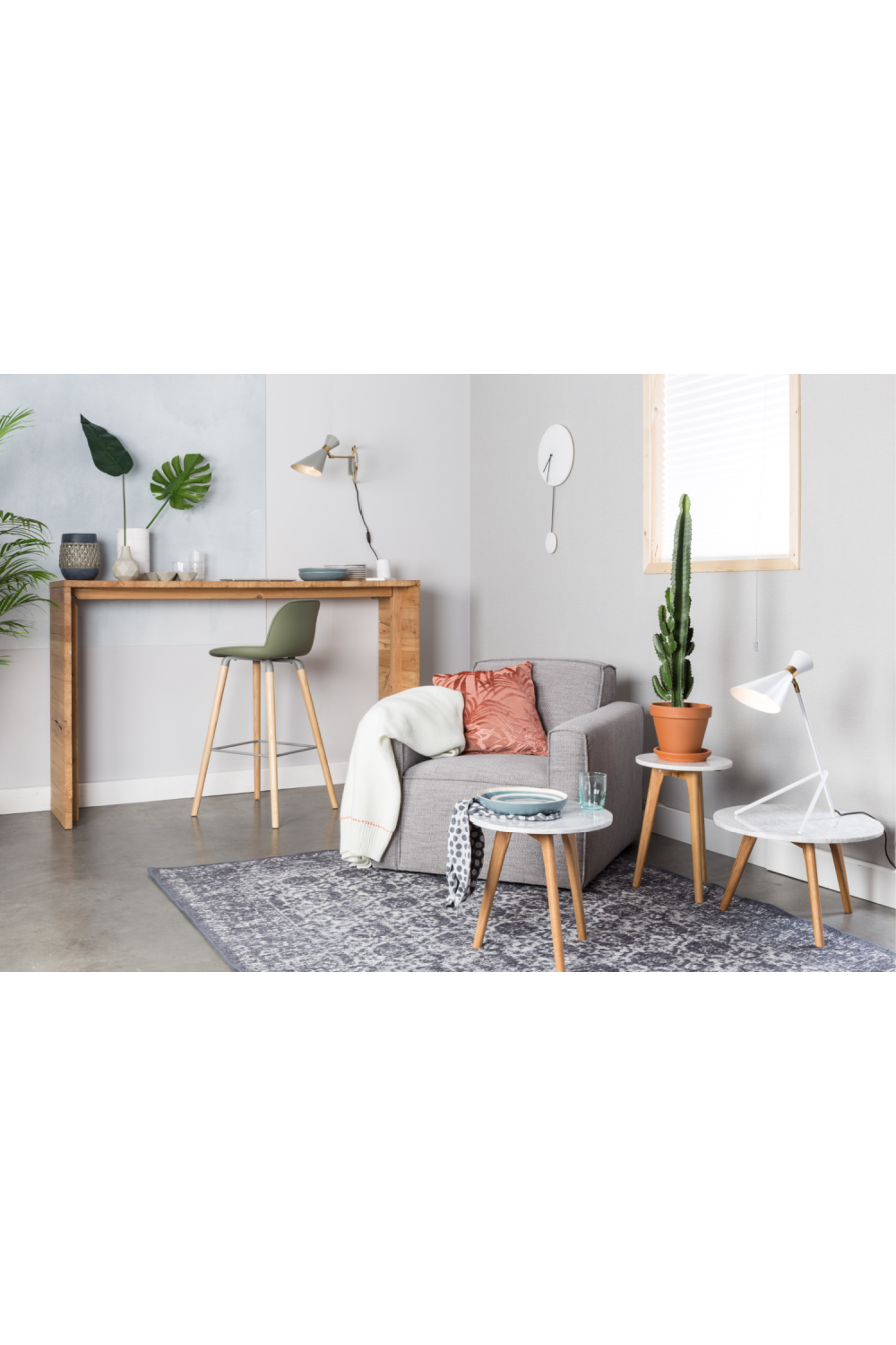 Molded Counter Stools (2) | Zuiver Albert Kuip | OROA.com