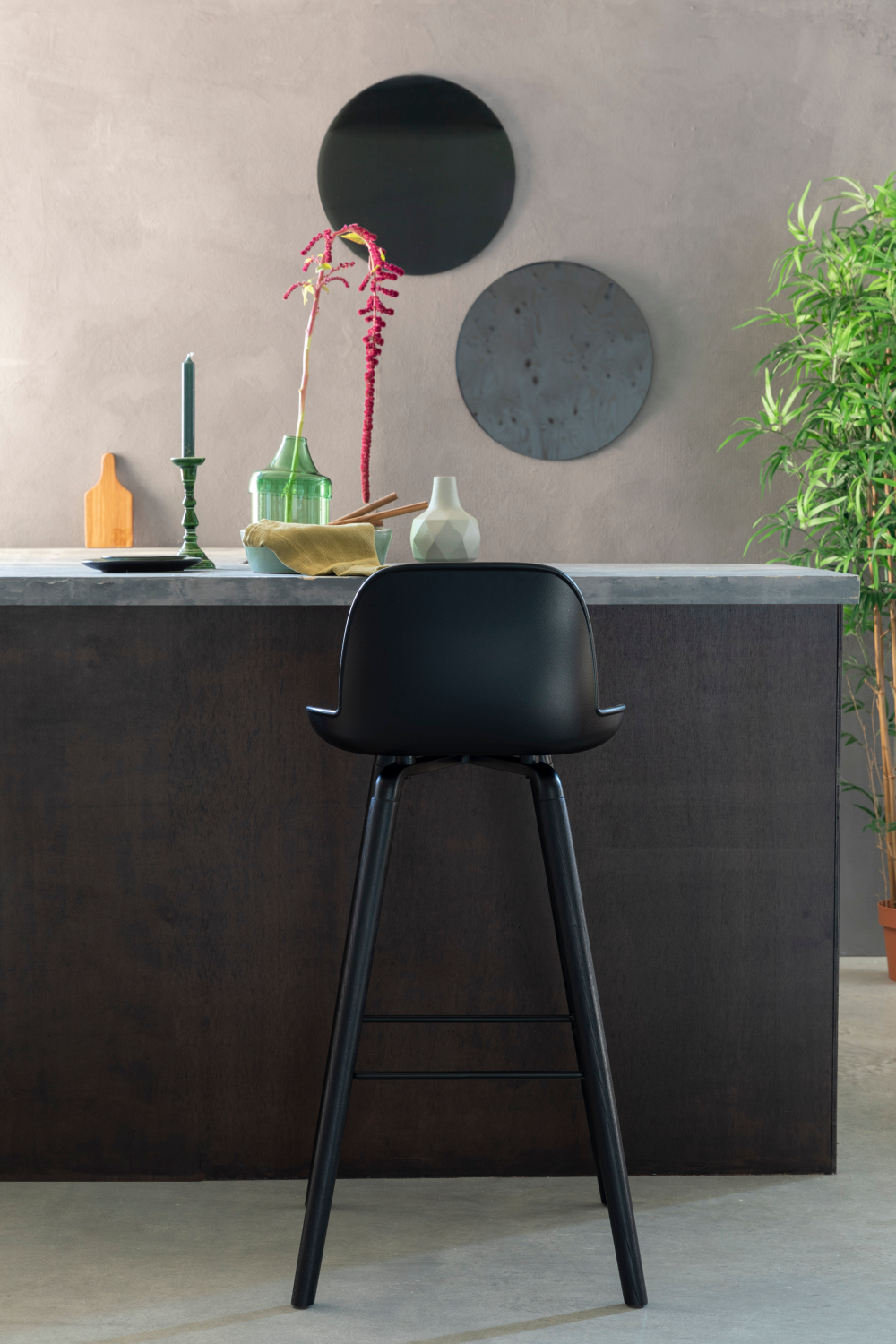 Contemporary Molded Barstools (2) | Zuiver Albert | OROA.com