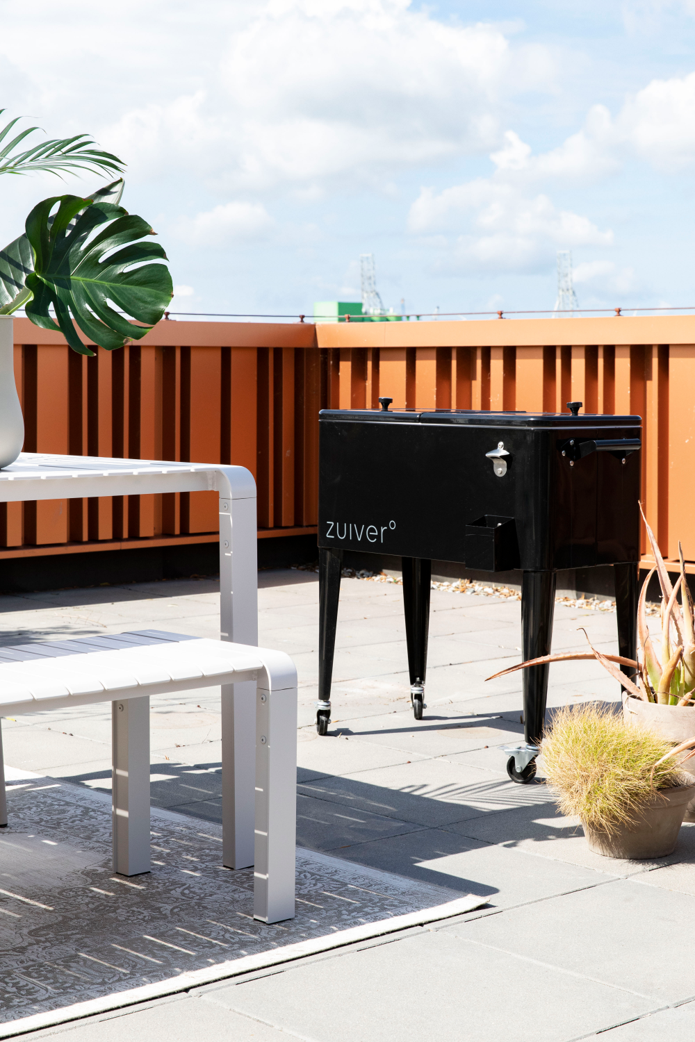 Rectangular Slatted Garden Bench | Zuiver Vonder | OROA.com