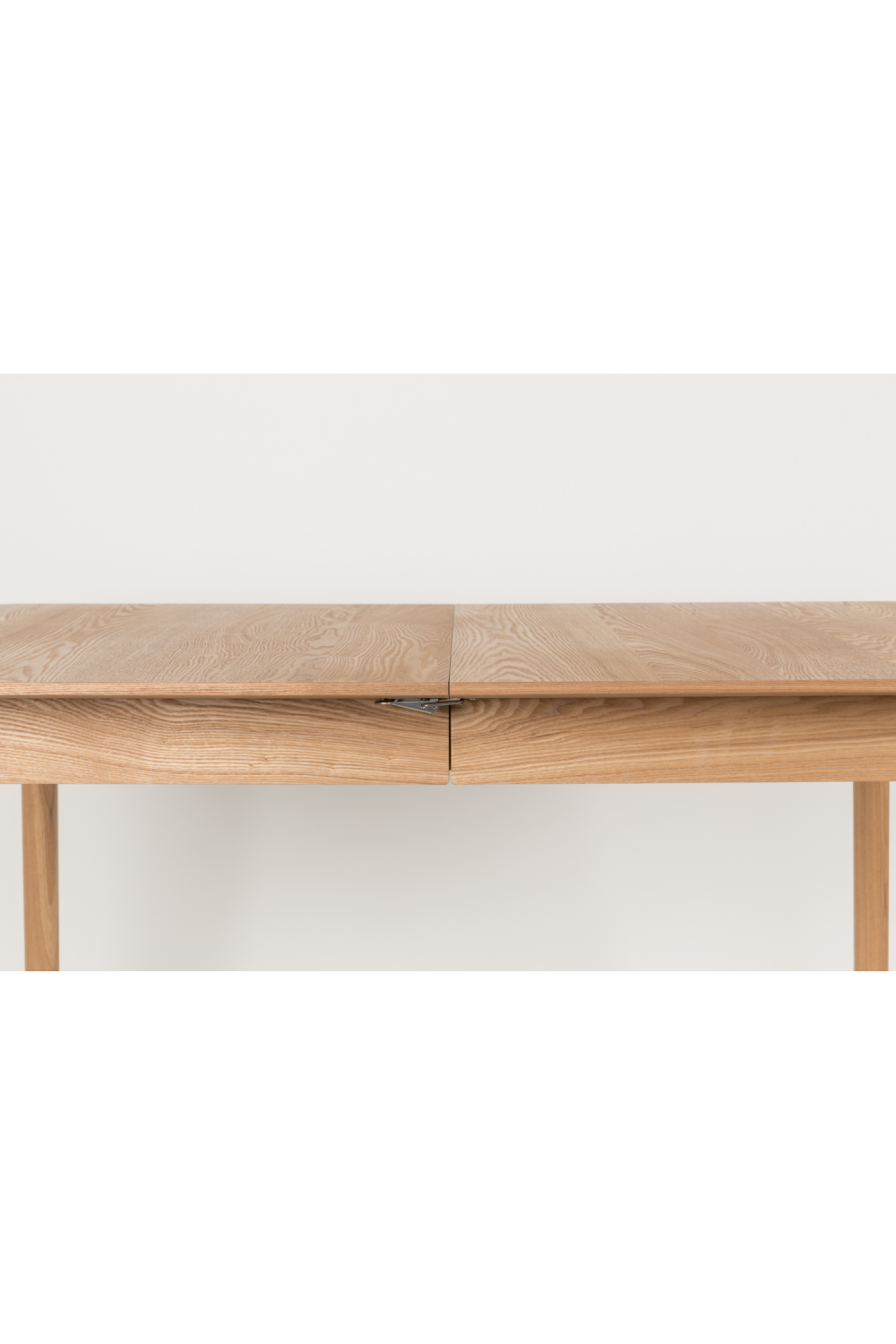 Extendable Natural Wood Dining Table (L) | Zuiver Glimps | OROA.com