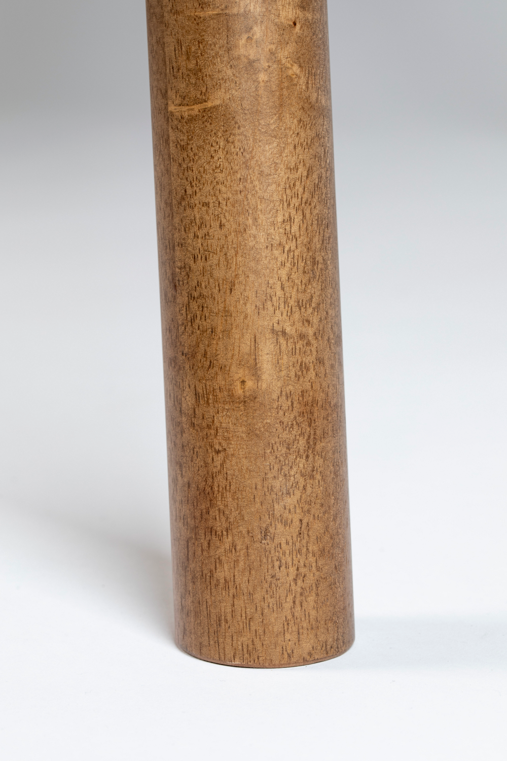 Lacquered Walnut Dining Table | Zuiver Glimps | OROA.com