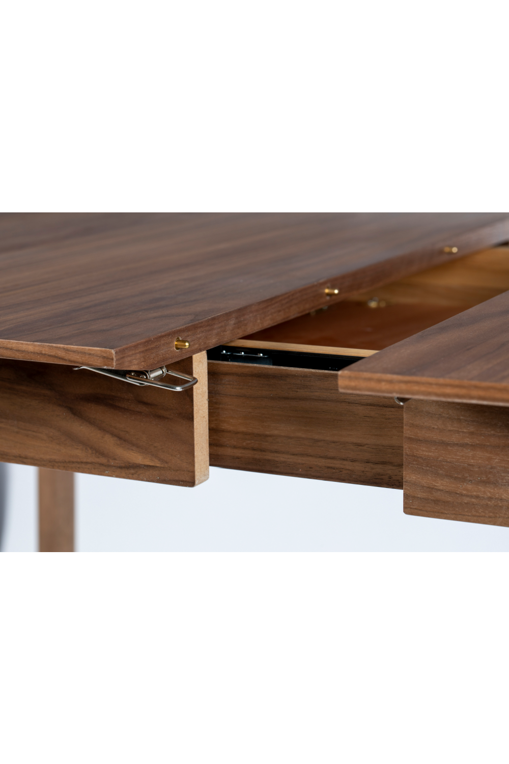 Lacquered Walnut Dining Table | Zuiver Glimps | OROA.com