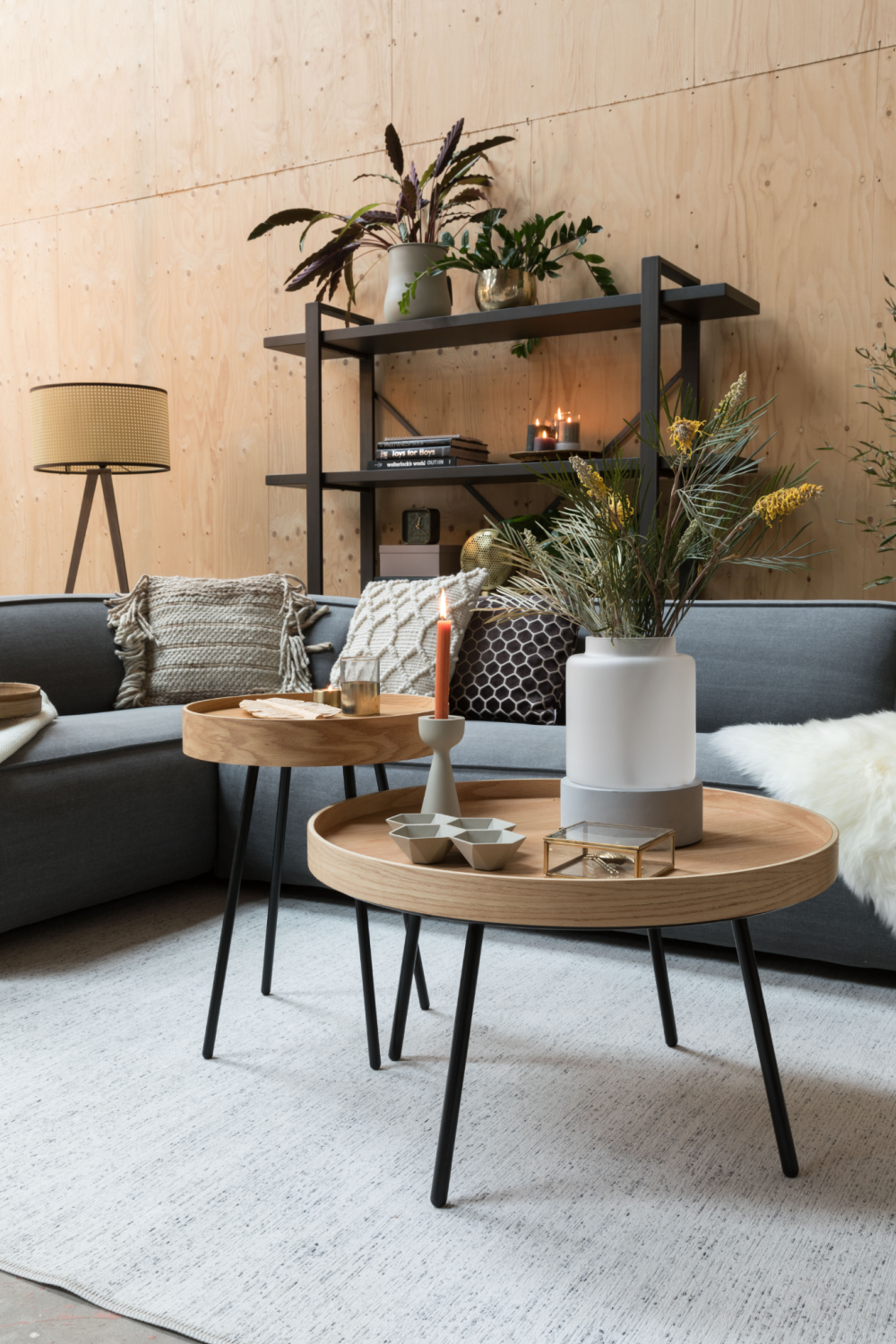 Removable Tray End Table | Zuiver Oak Tray | OROA.com