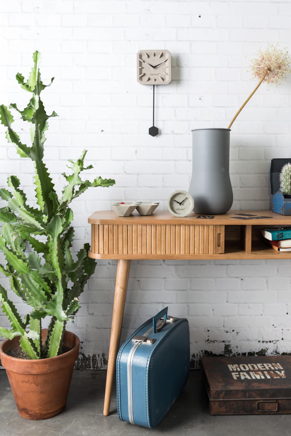 Ash Wood Console Table | Zuiver Barbier | Oroa.com