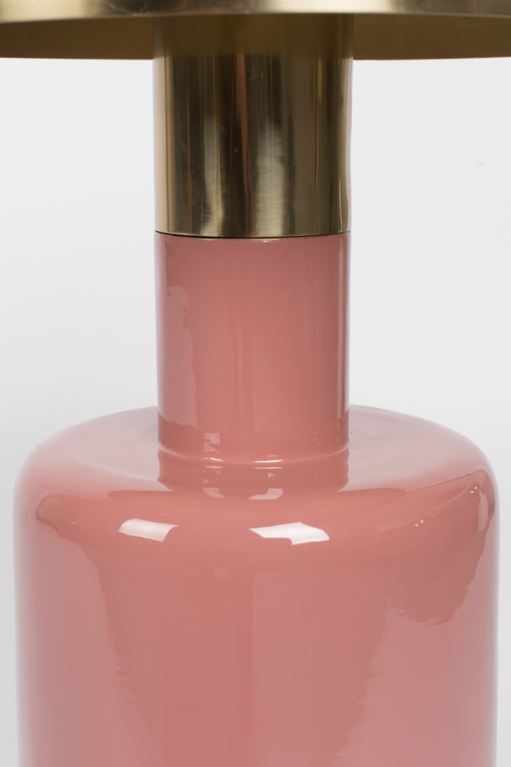 Enameled Metal Side Table | Zuiver Glam | Oroa.com