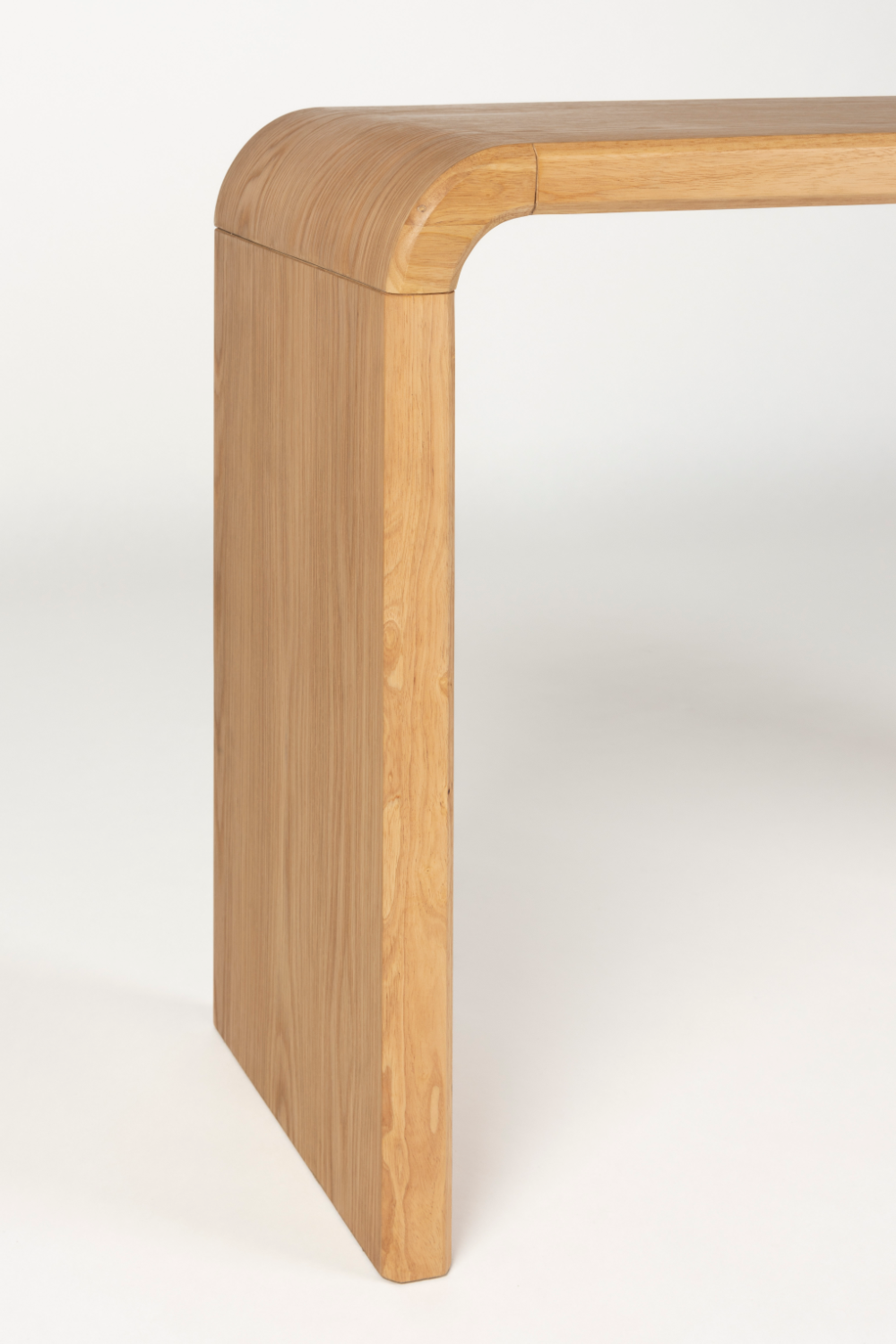 Oak Curved Console Table | Zuiver Brave | OROA.com