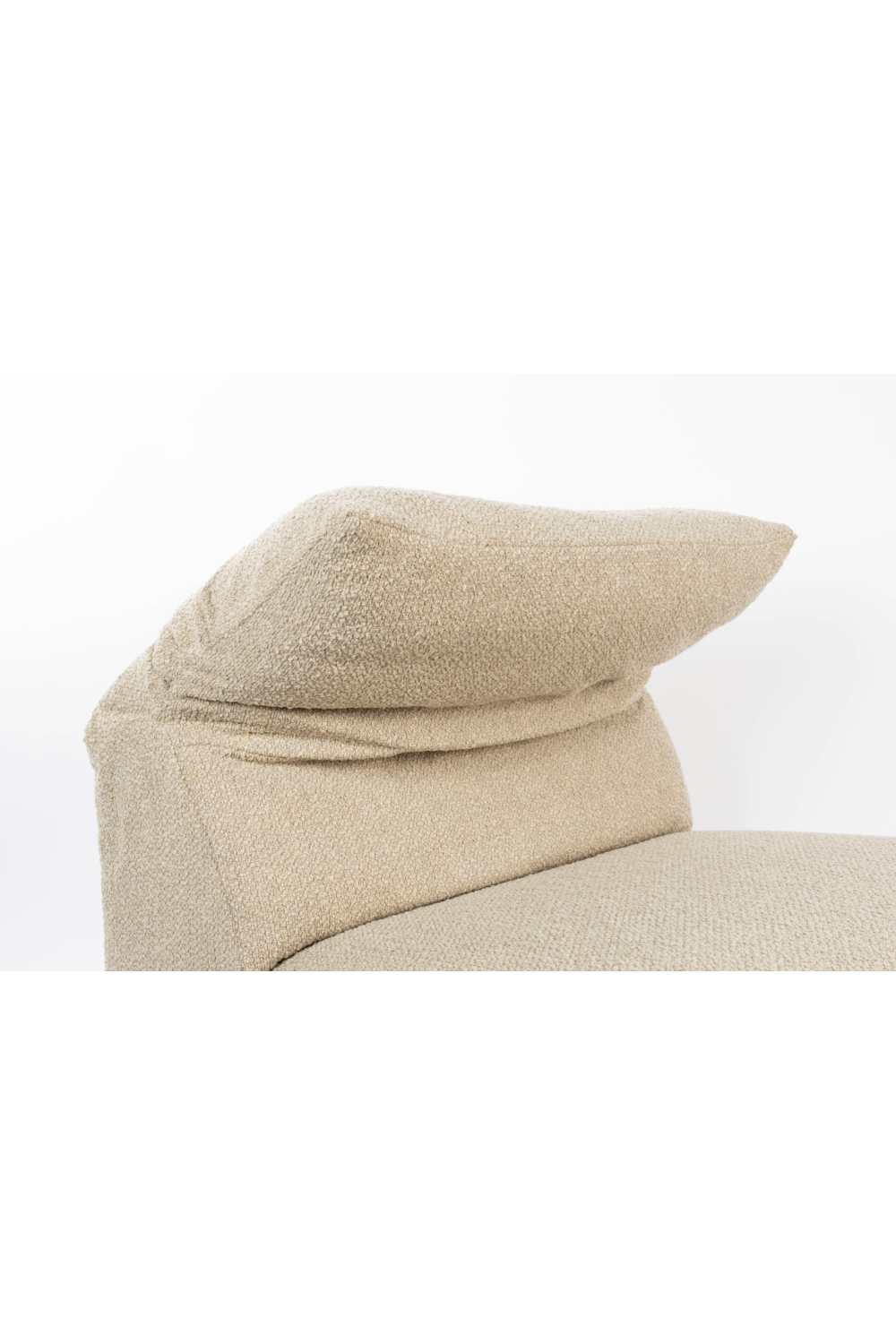 Modern Minimalist Love Seat | Oroa.com