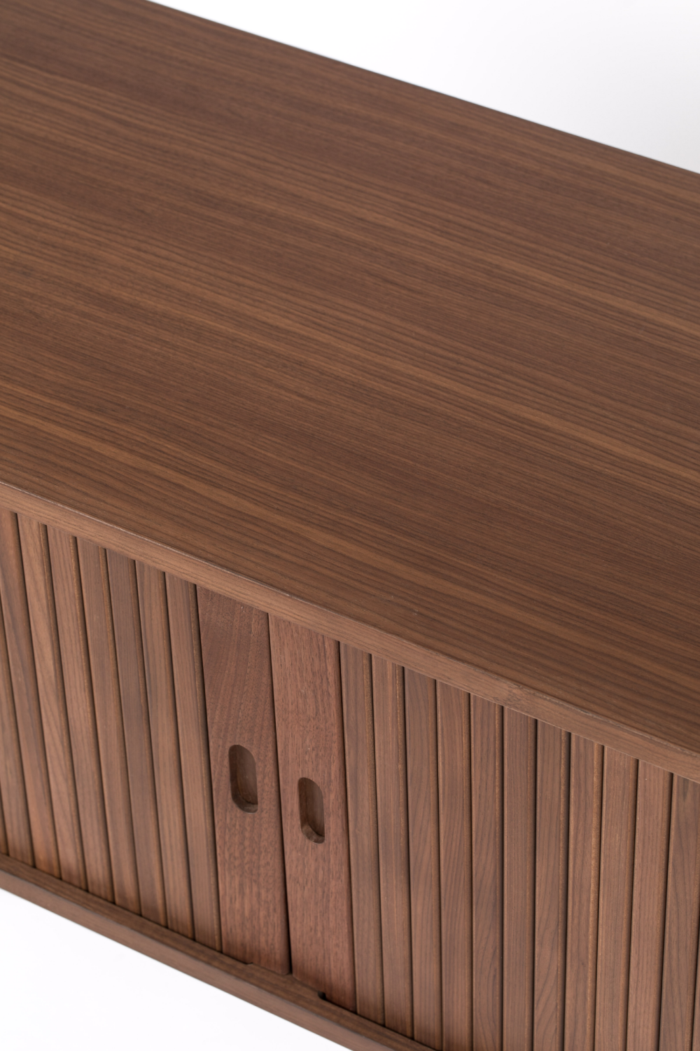 Tambour Sliding Doors Sideboard | Zuiver Barbier | Oroa.com