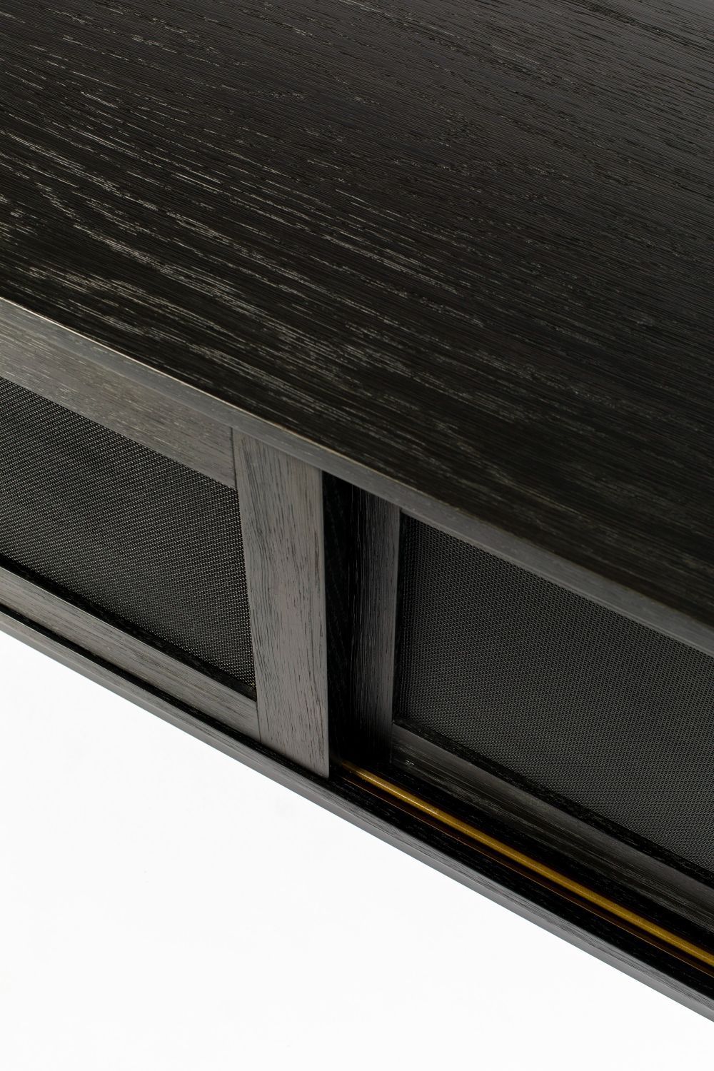 Metal Mesh Sliding Door Sideboard | Zuiver Hardy | Oroa.com