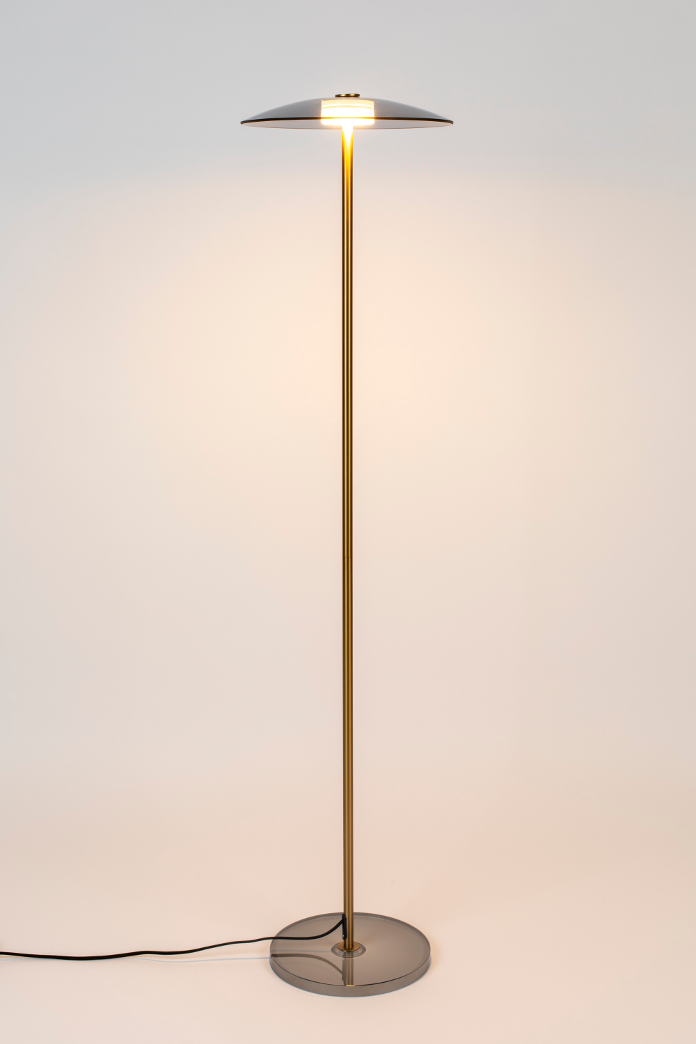 Glass Plate Floor Lamp | Oroa.com