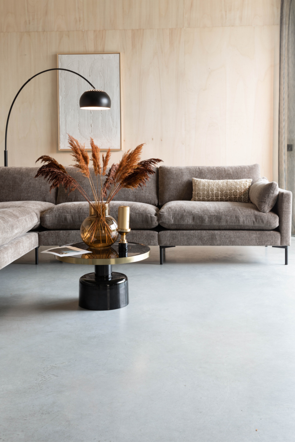 Adjustable Arched Floor Lamp | Zuiver Metal Bow | Oroa.com