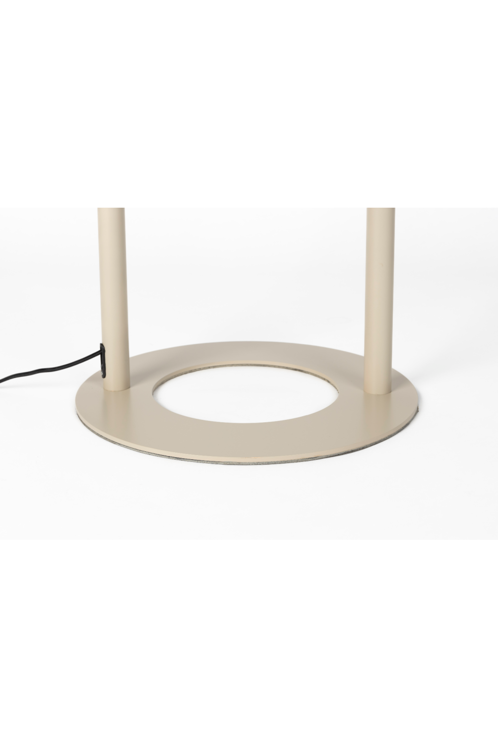 Sculptural Beige Floor Lamp | Zuiver Arch | OROA.com
