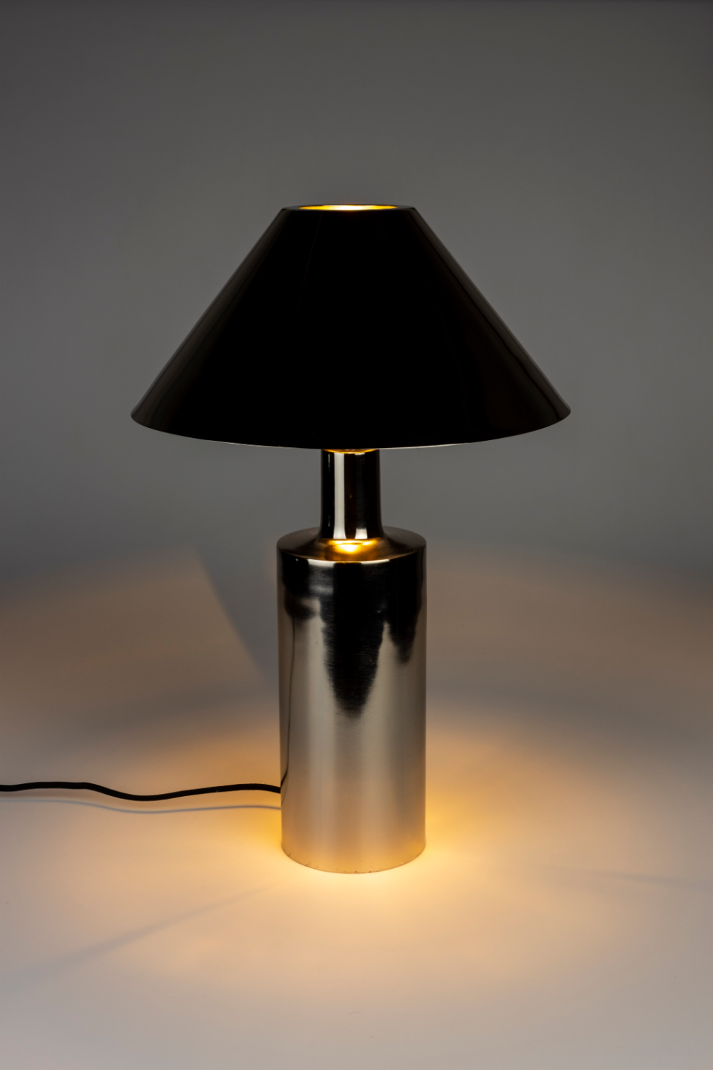 Conical Minimalist Table Lamp | Zuiver Wonders | OROA.com
