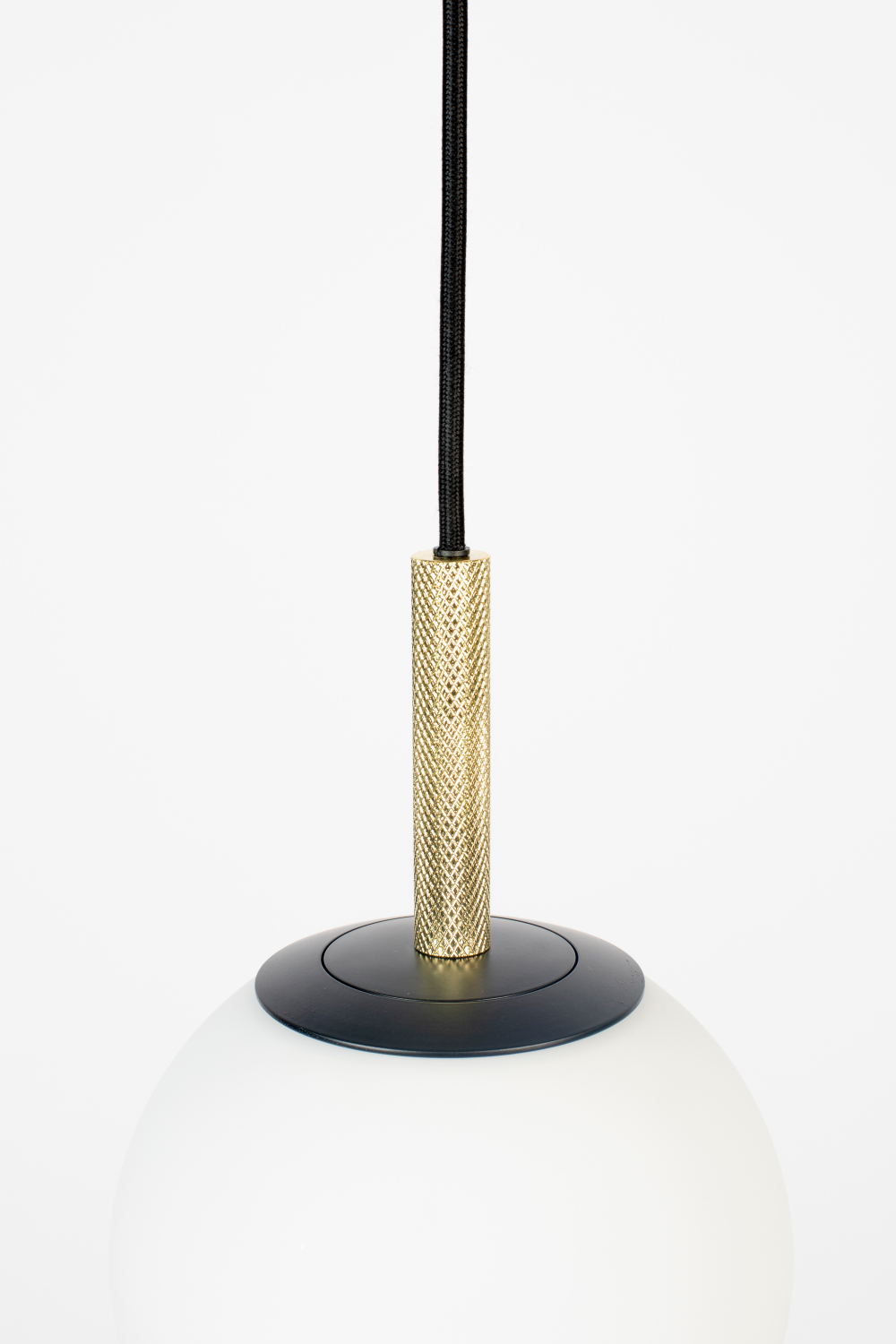 Opal Orb Pendant Lamp | Zuiver Orion | Oroatrade.com