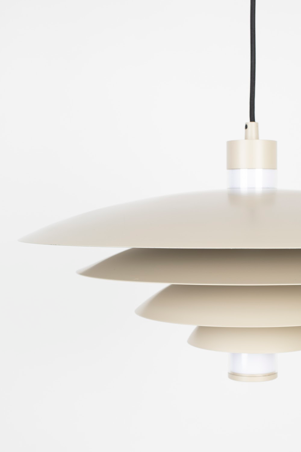 Beige Metal Pendant Lamp | Zuiver Cole | OROA.com