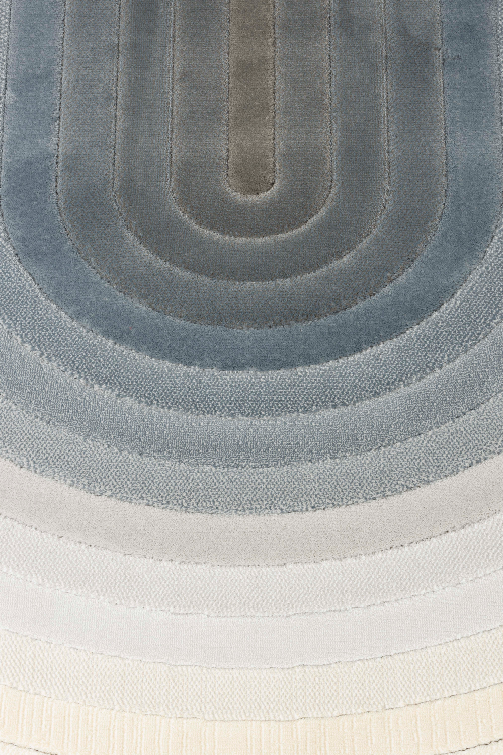 Oval Woven Rug 5' x 7'5" | Zuiver Olympic | OROA.com