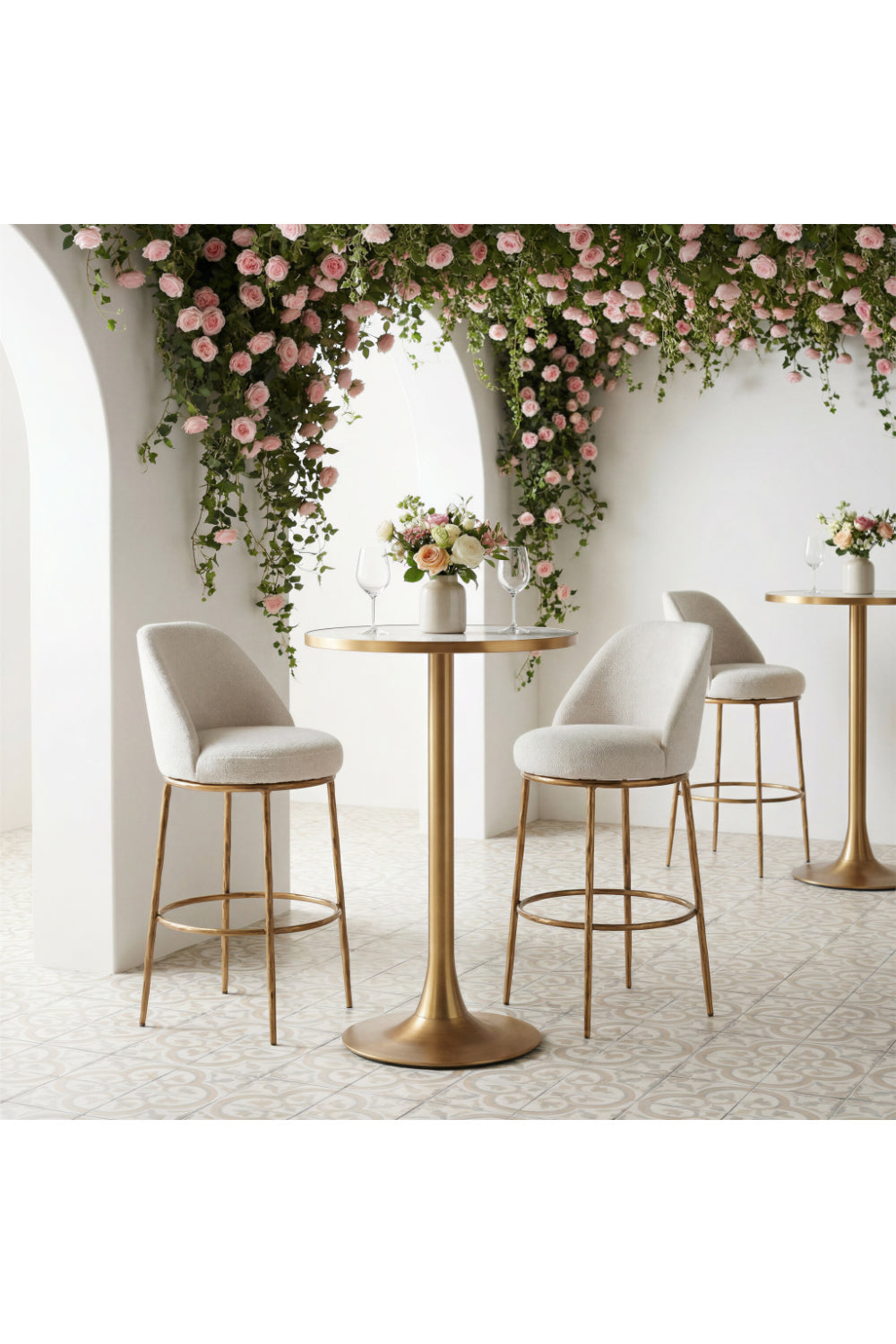 Beige Swivel Bar Stool | OROA Modern Nordhavn | Oroa.com