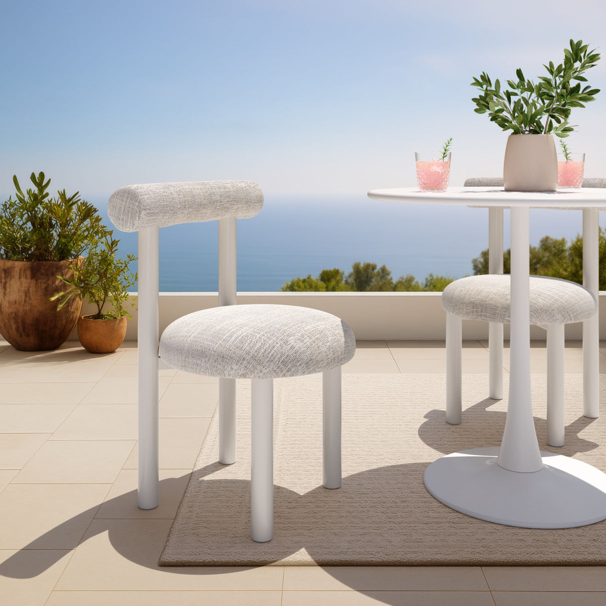 Modern Beige Outdoor Dining Chair | Oroa.com