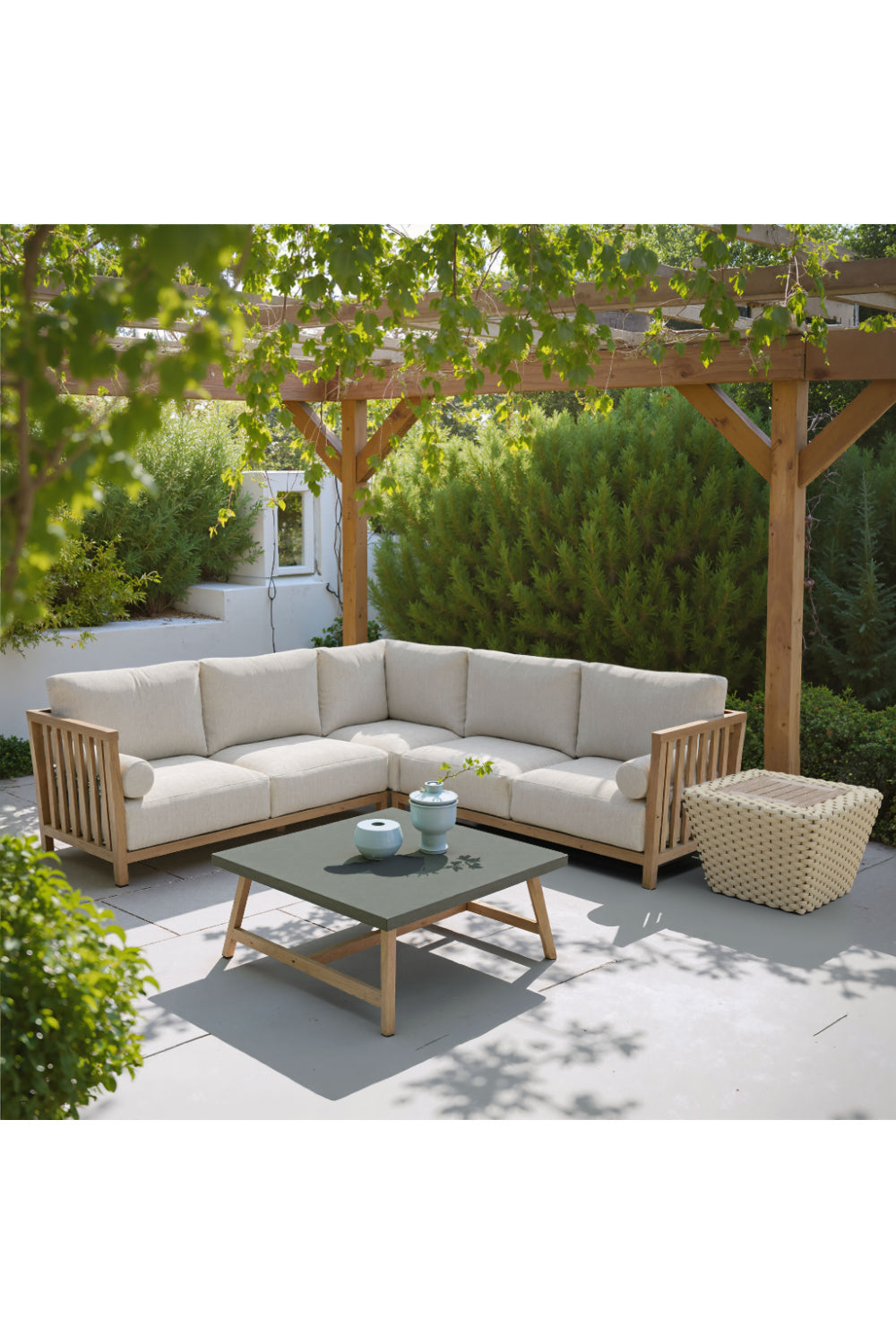 White Woven Square Outdoor Coffee Table | OROA Modern Antul | Oroa.com