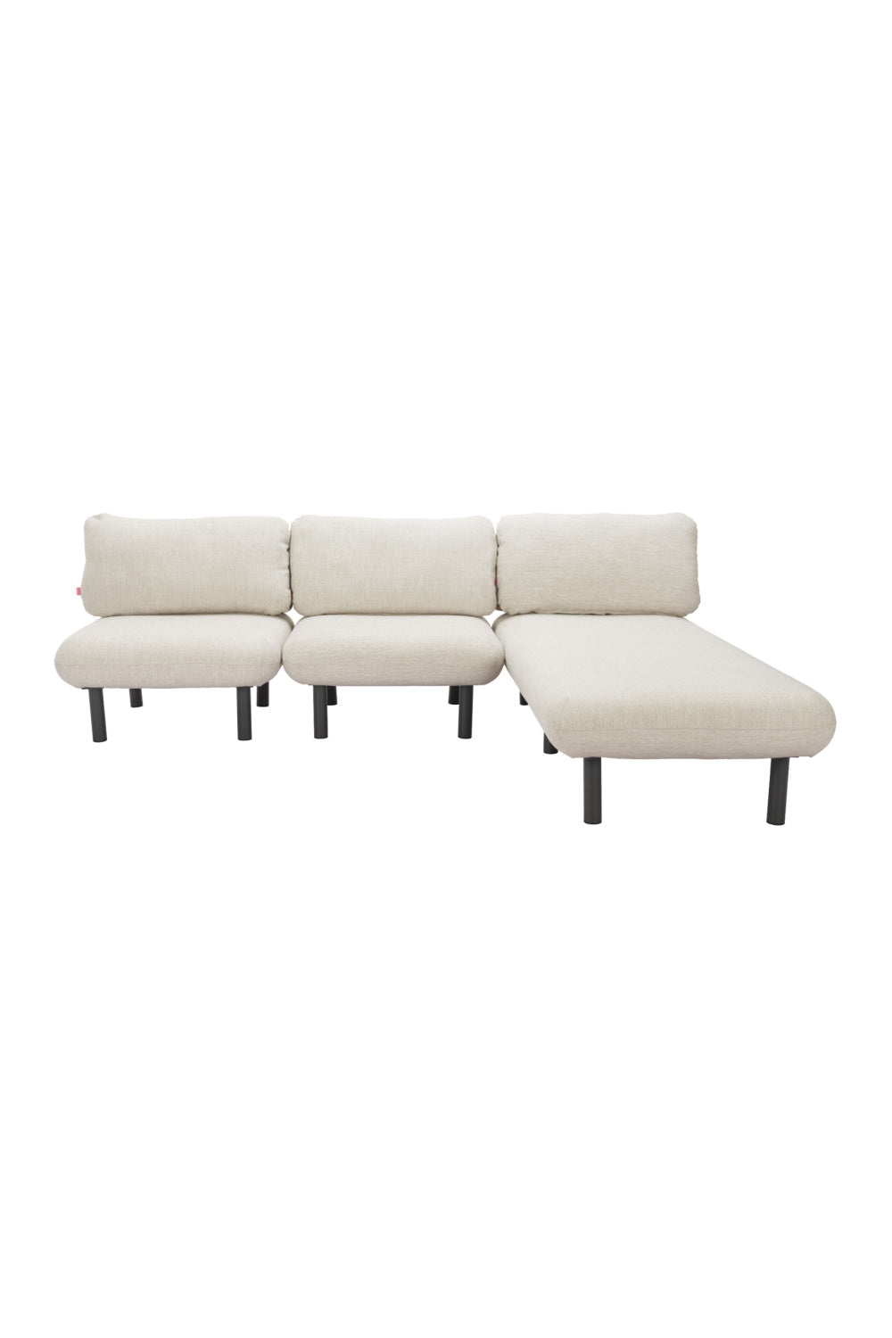 Beige Olefin Outdoor Chaise | OROA Modern Aperto | Oroa.com