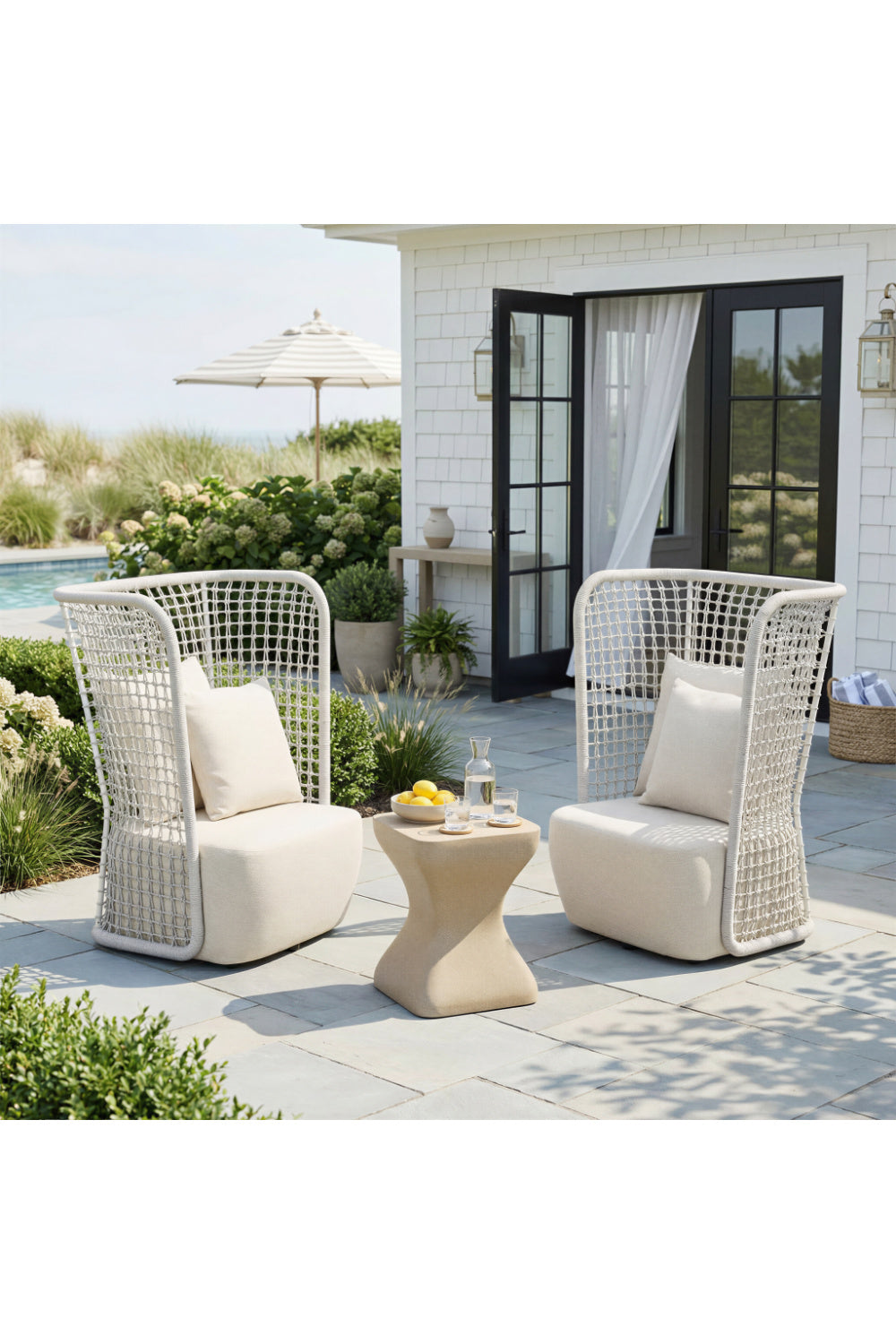 Weaved Back Outdoor Accent Chair | OROA Modern Hudu | Oroa.com